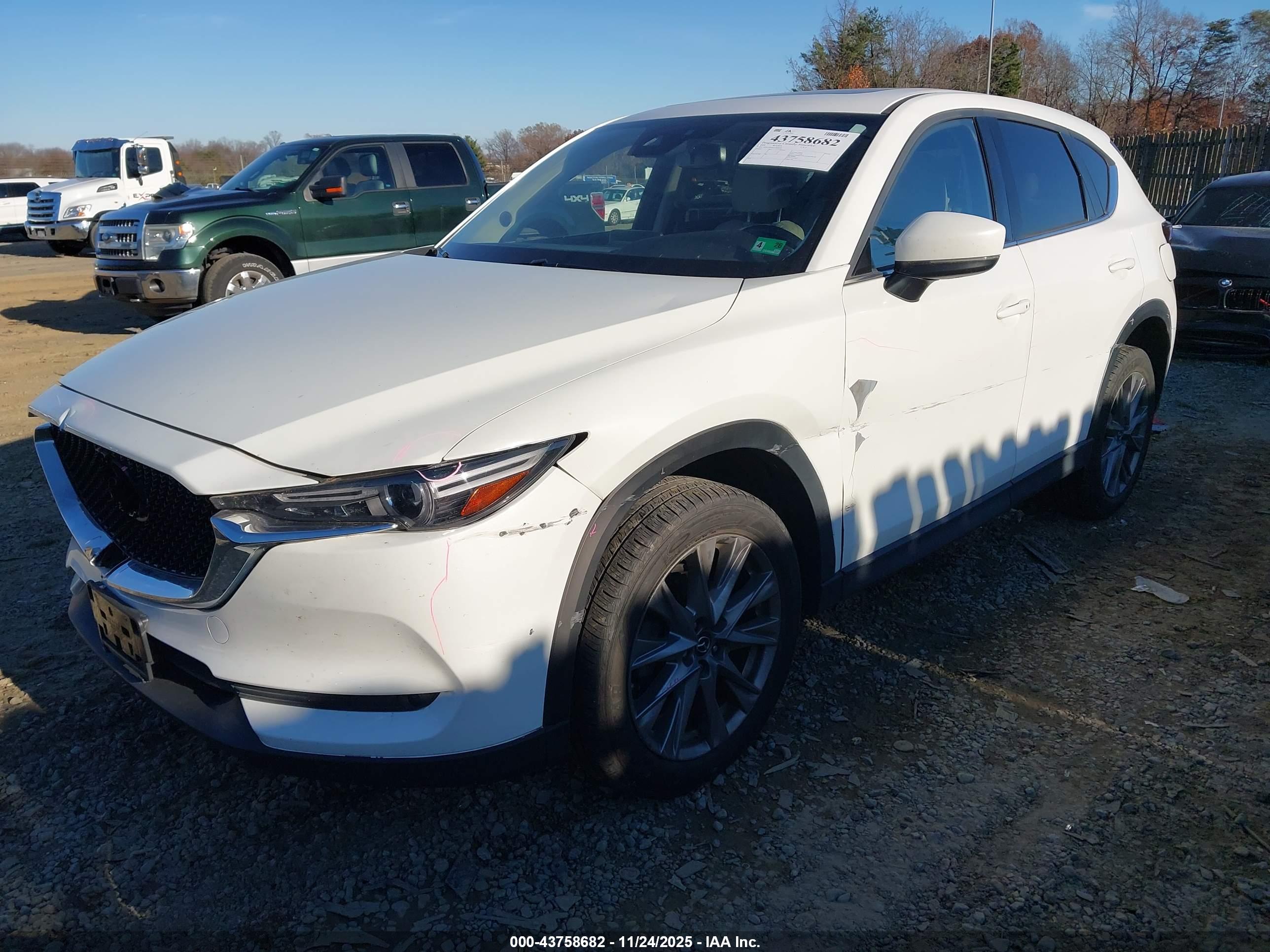 MAZDA CX-5 image 2