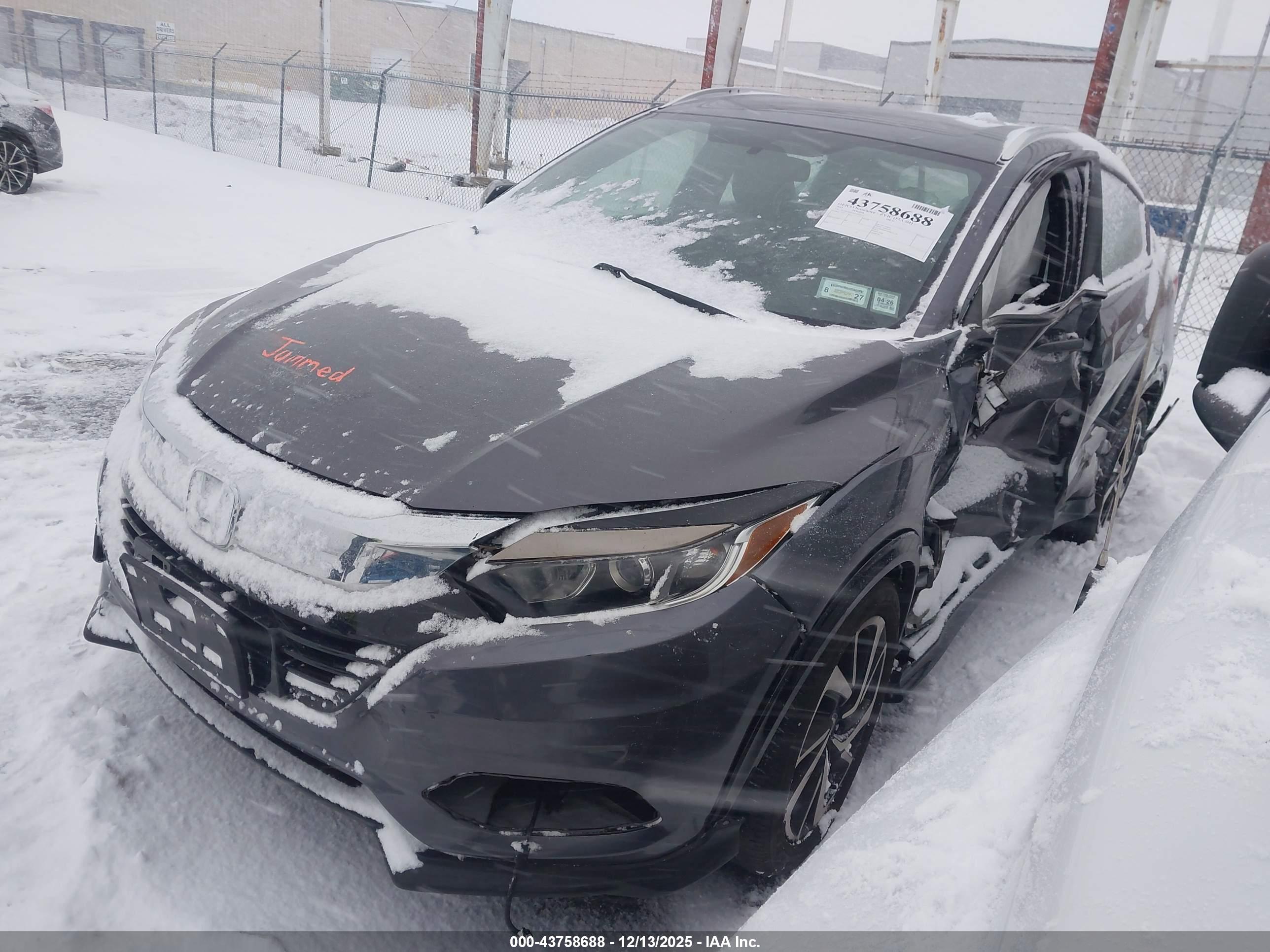 HONDA HR-V image 2