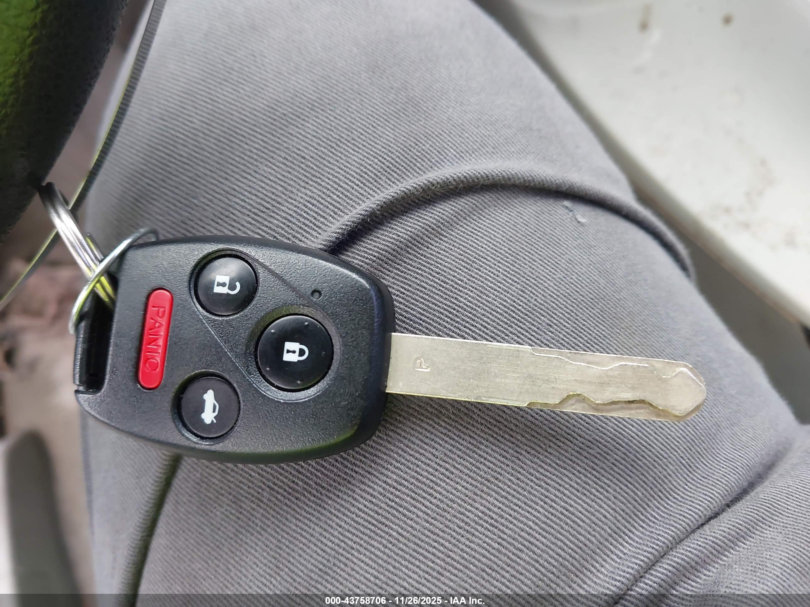 HONDA CIVIC image 11