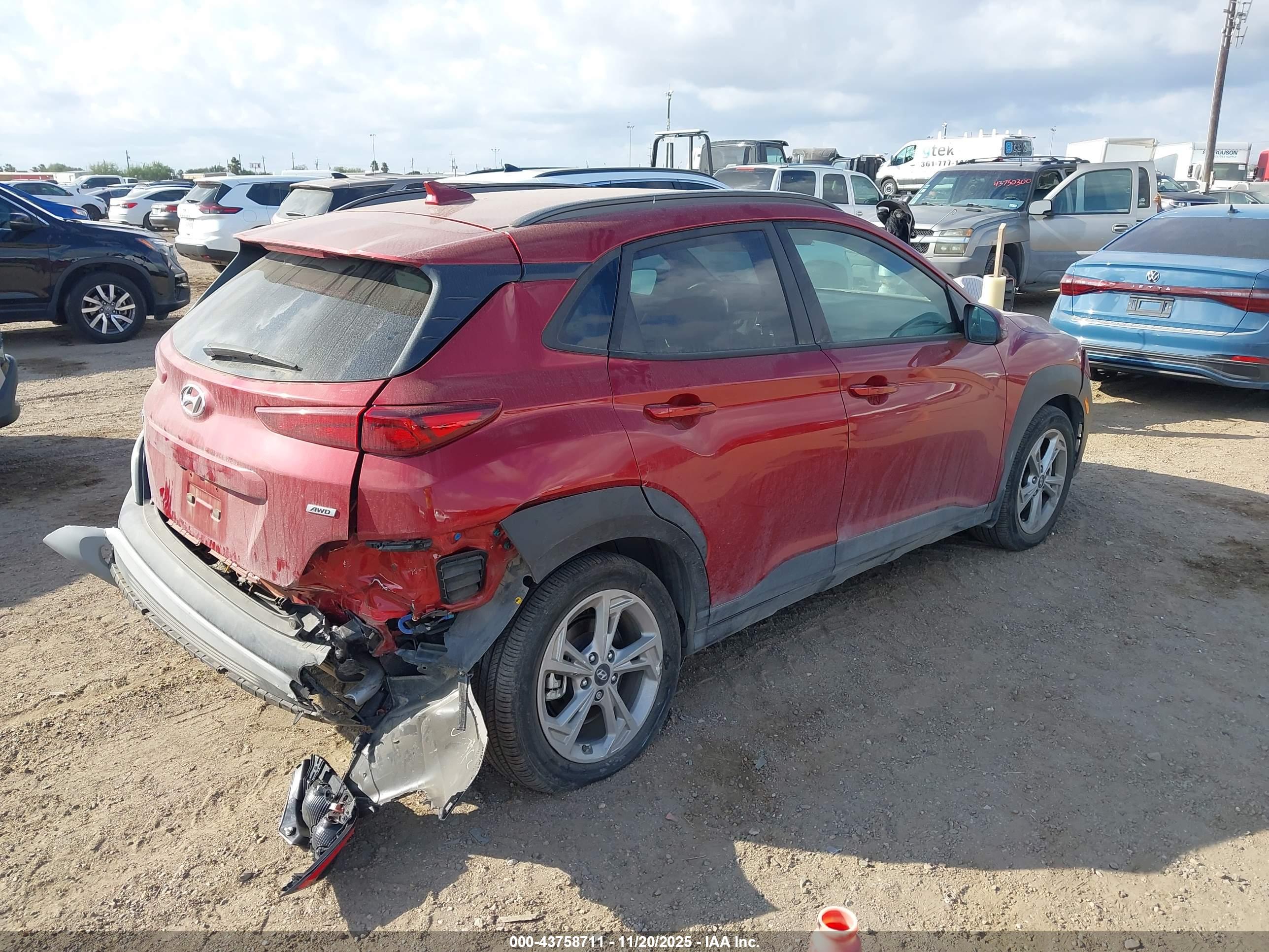 HYUNDAI KONA image 4