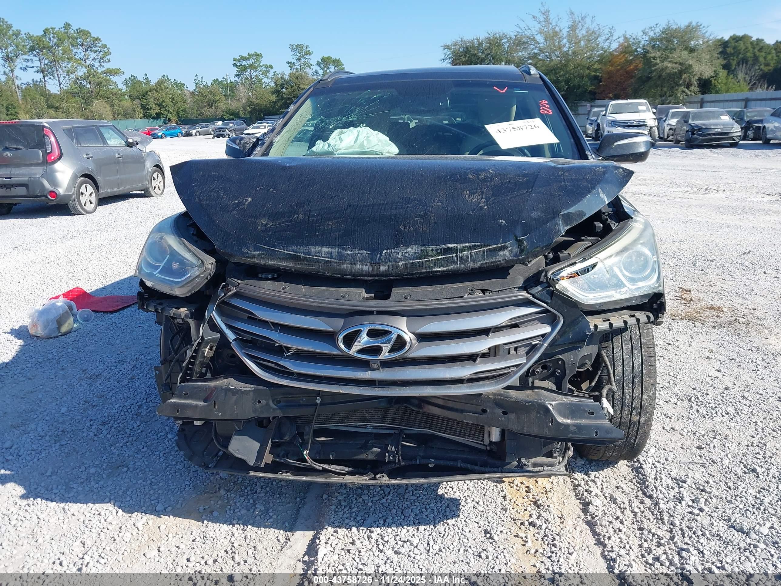 HYUNDAI SANTA image 6