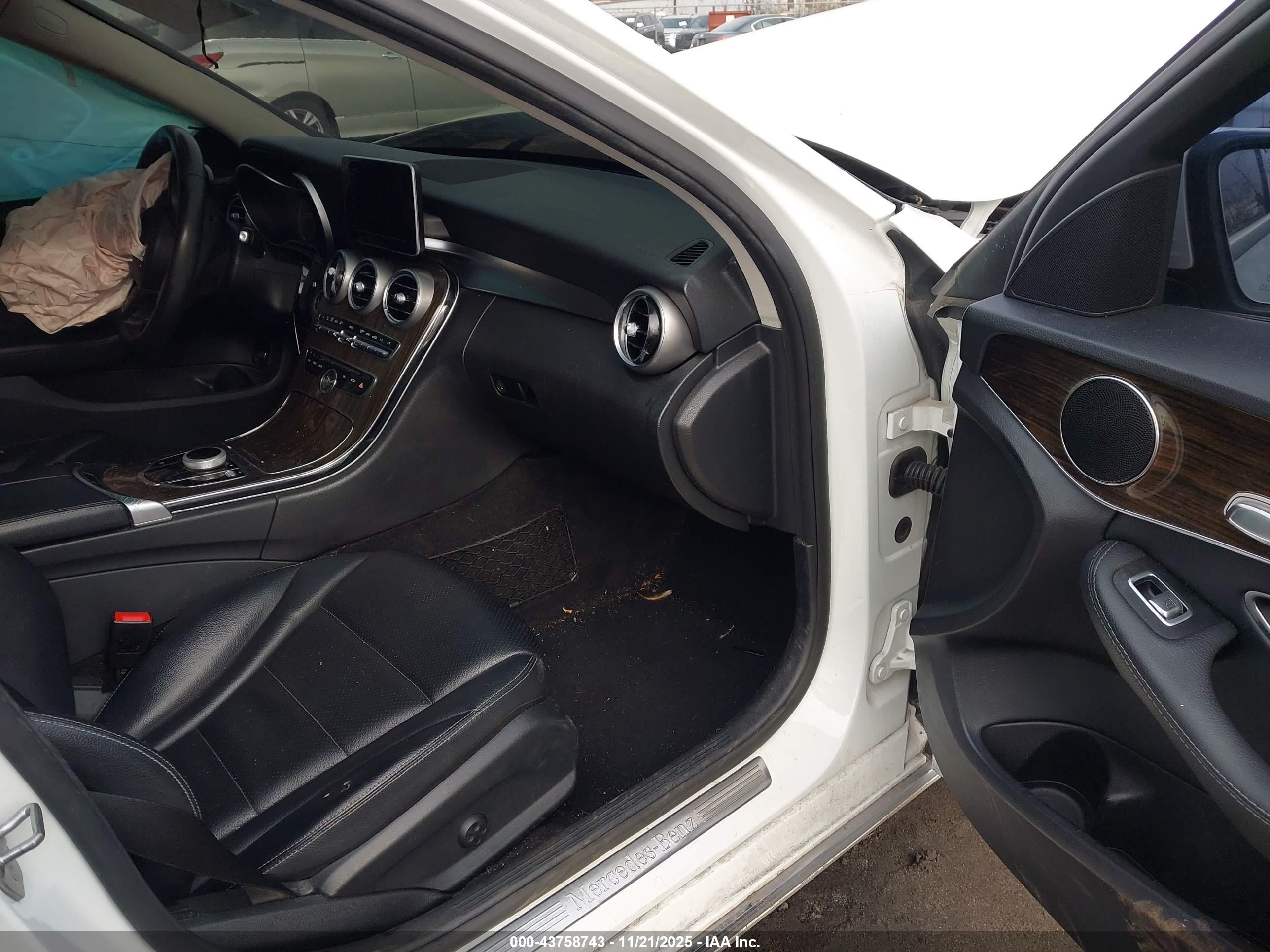 MERCEDES-BENZ C image 5