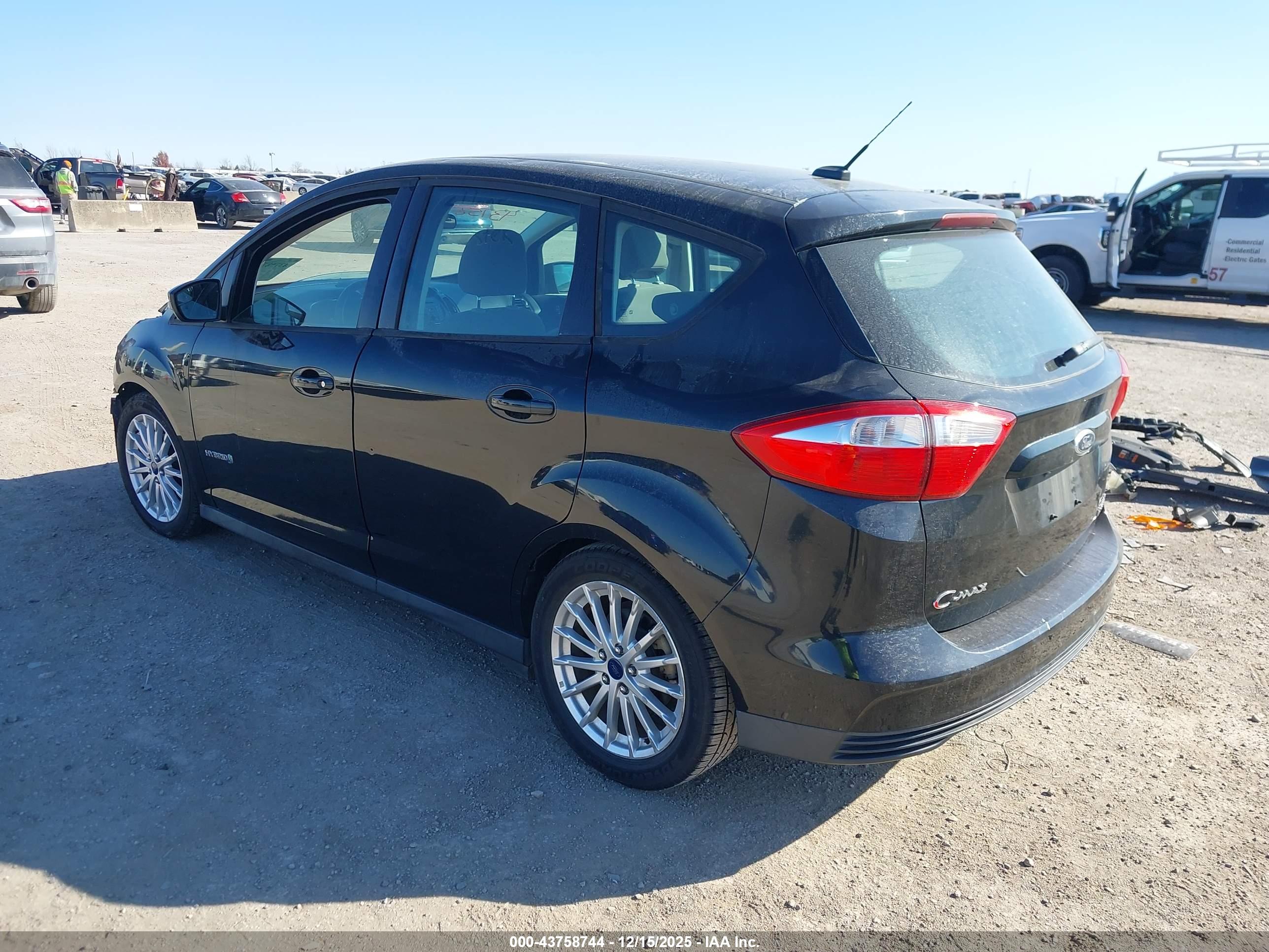FORD C-MAX image 3