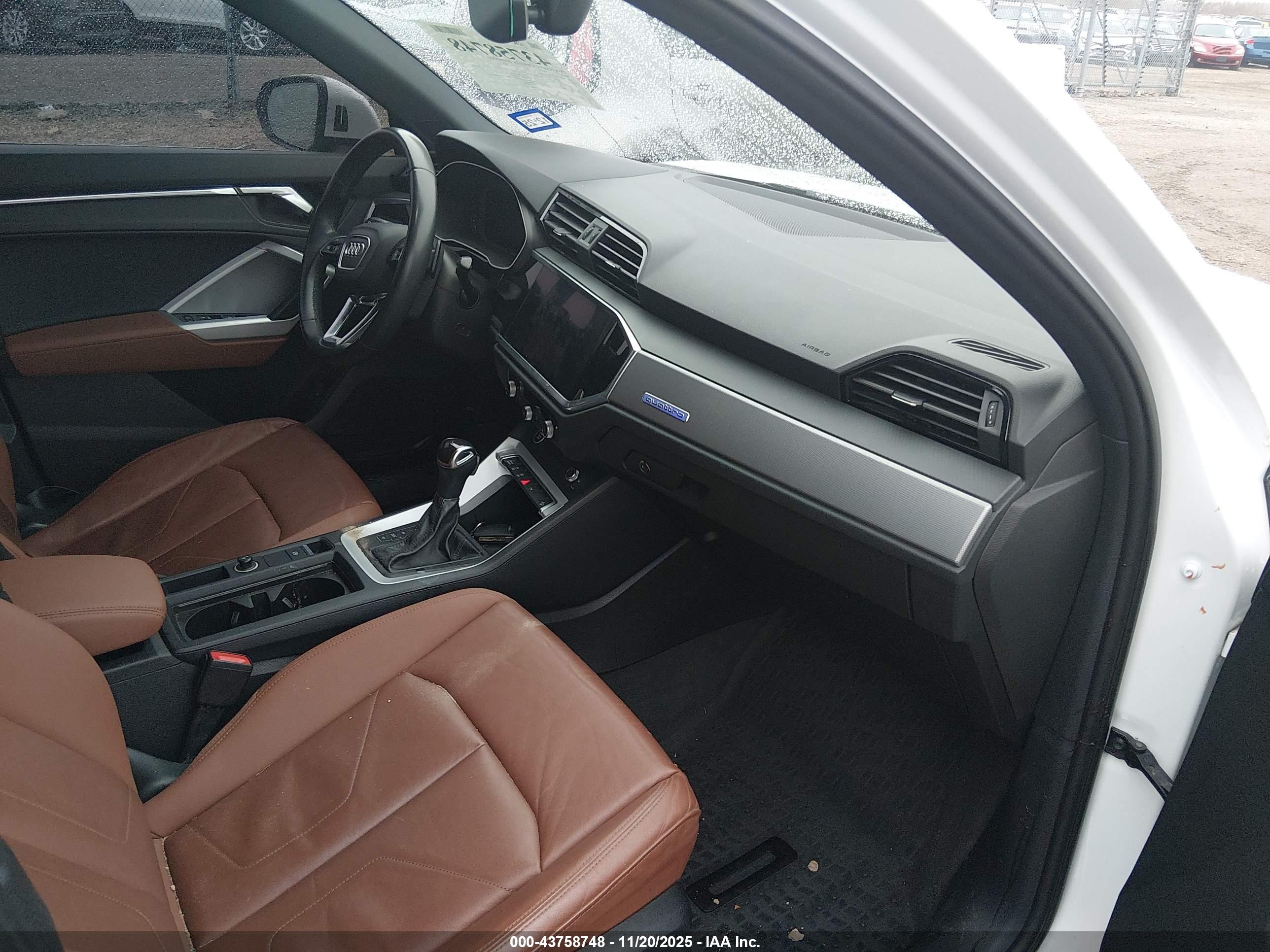 AUDI Q3 image 5