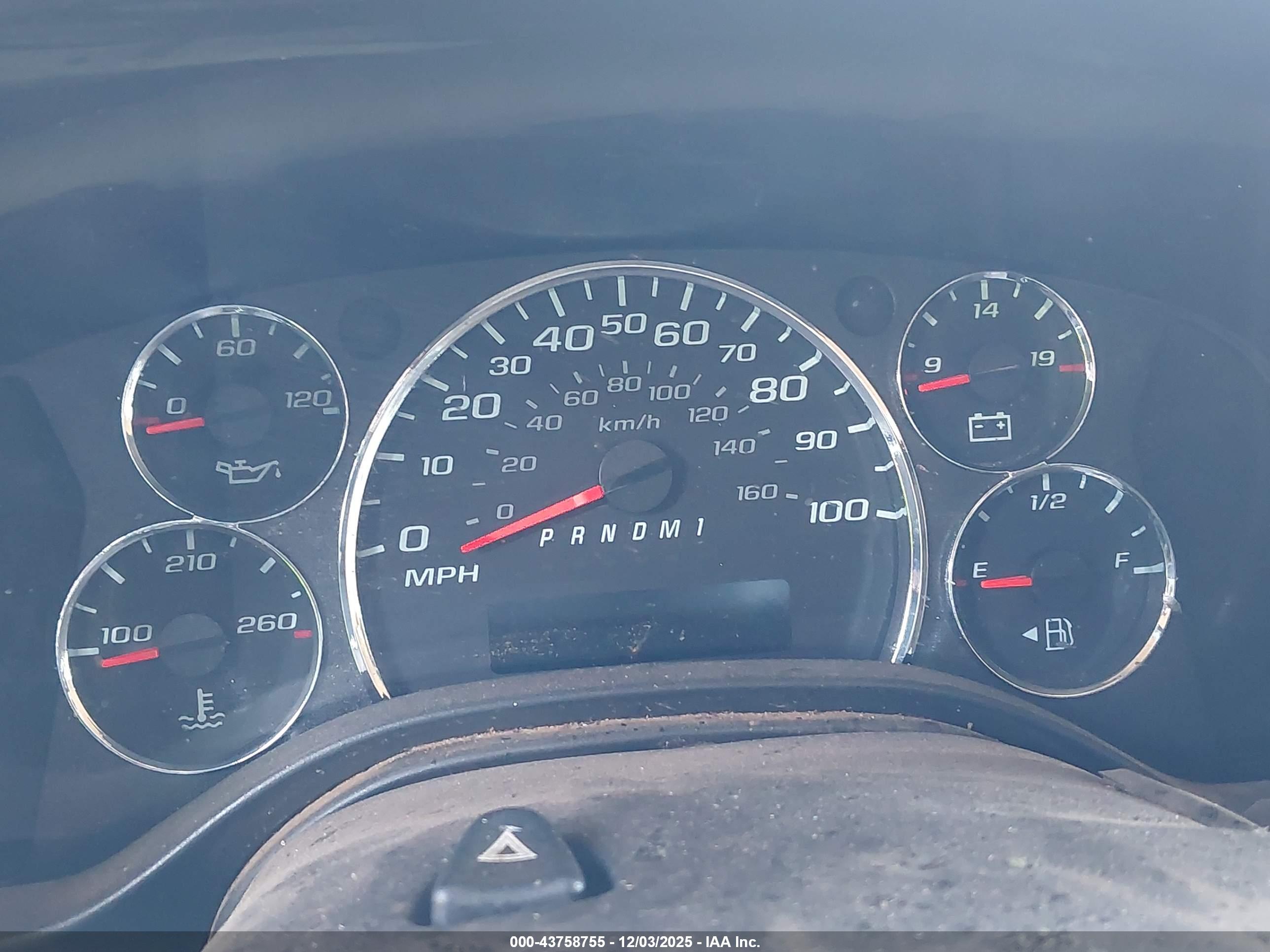 GMC SAVANA image 7