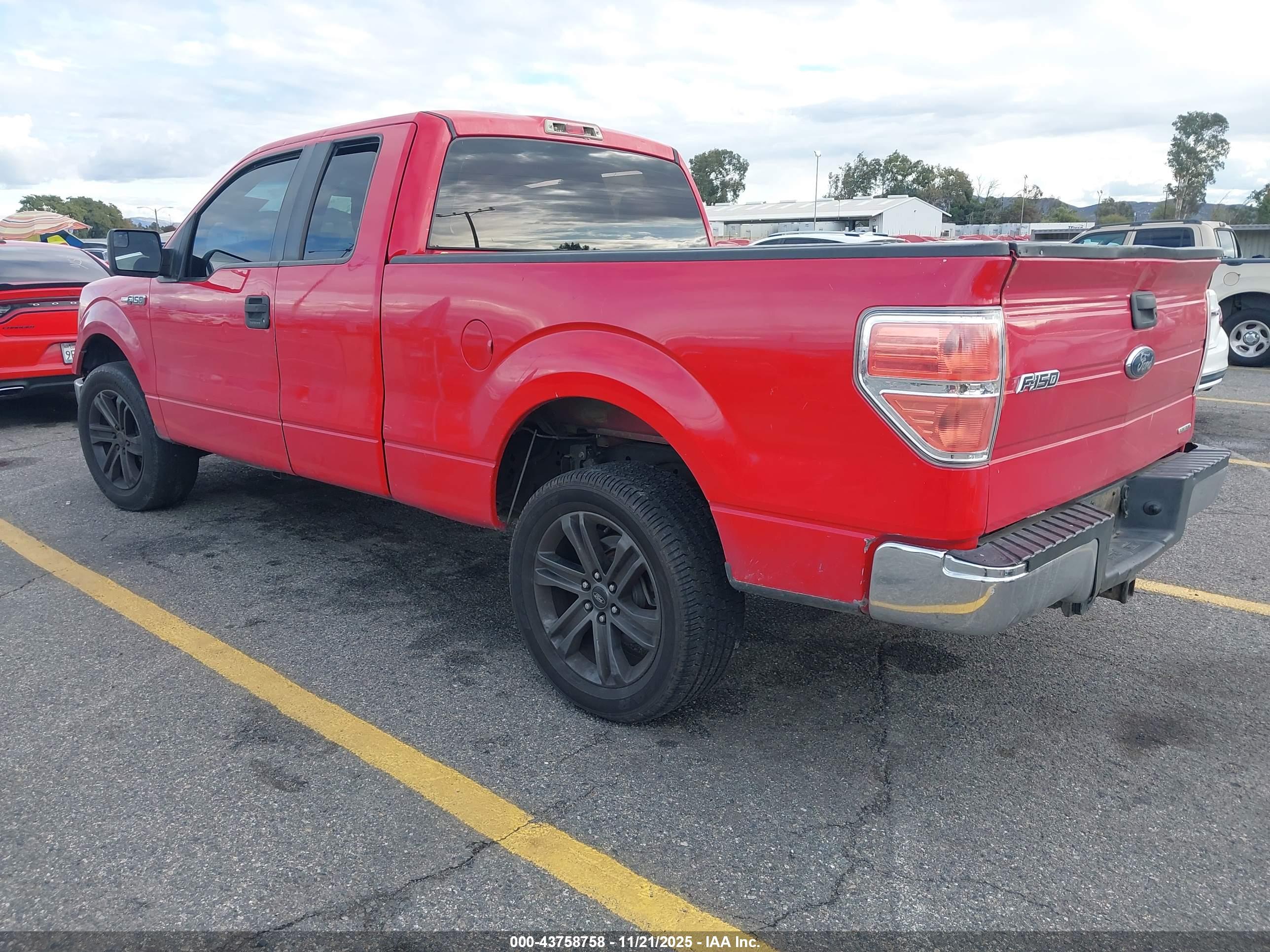 FORD F-150 image 3