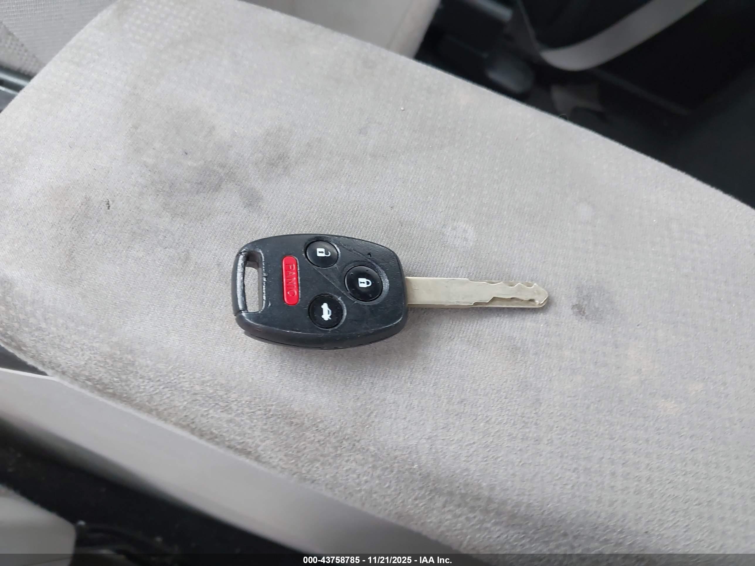 HONDA CIVIC image 11