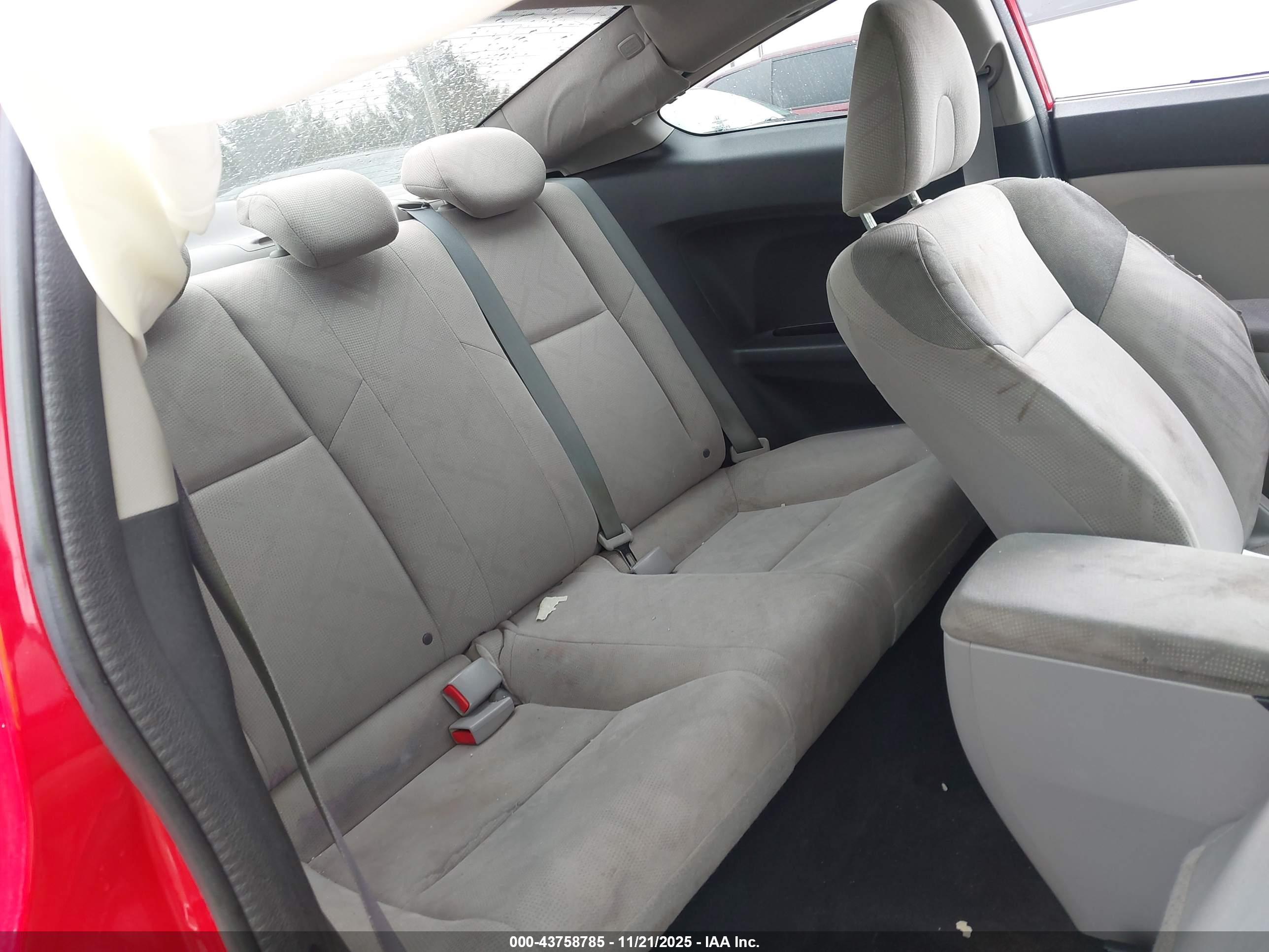 HONDA CIVIC image 8