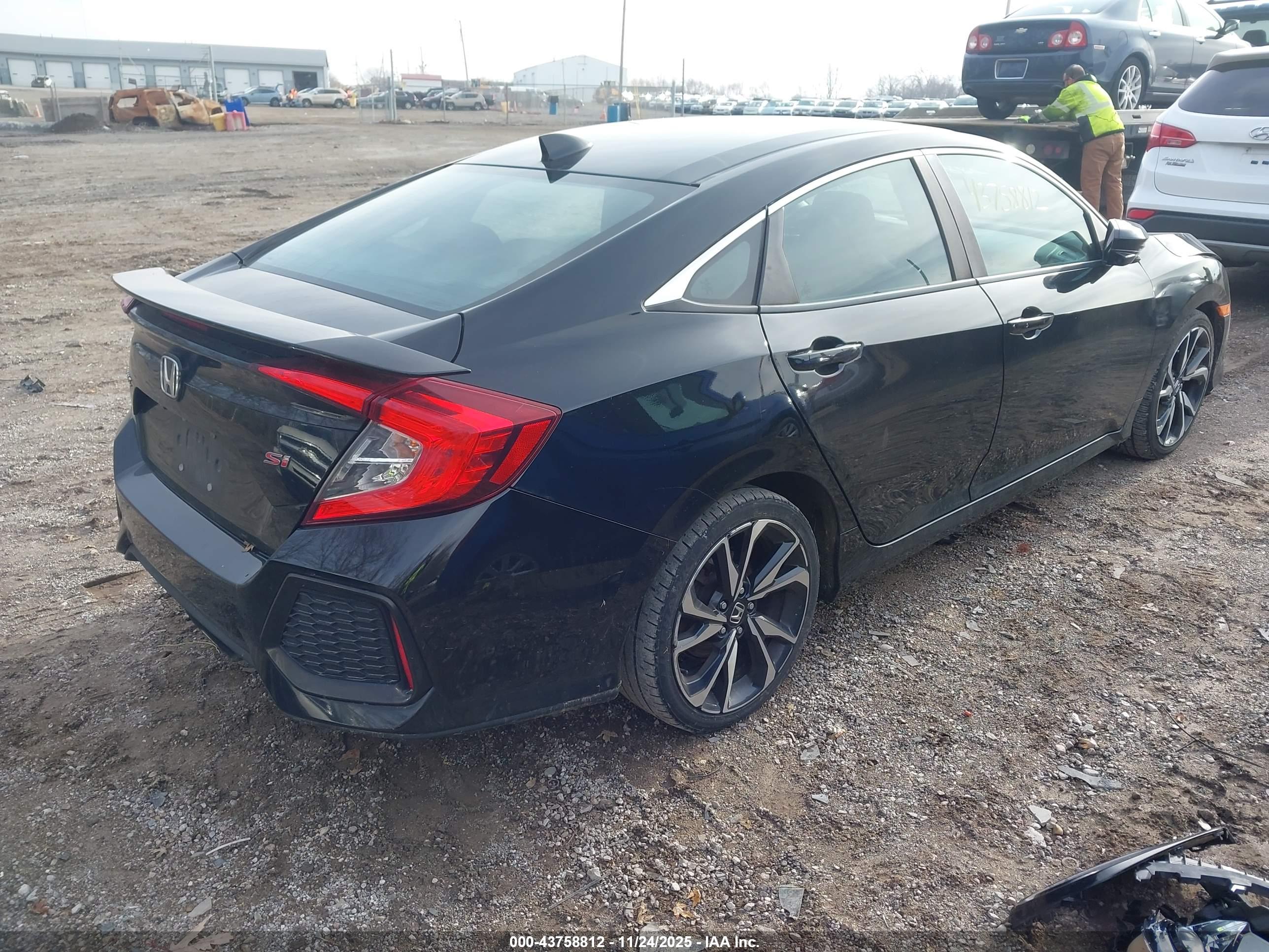 HONDA CIVIC image 4