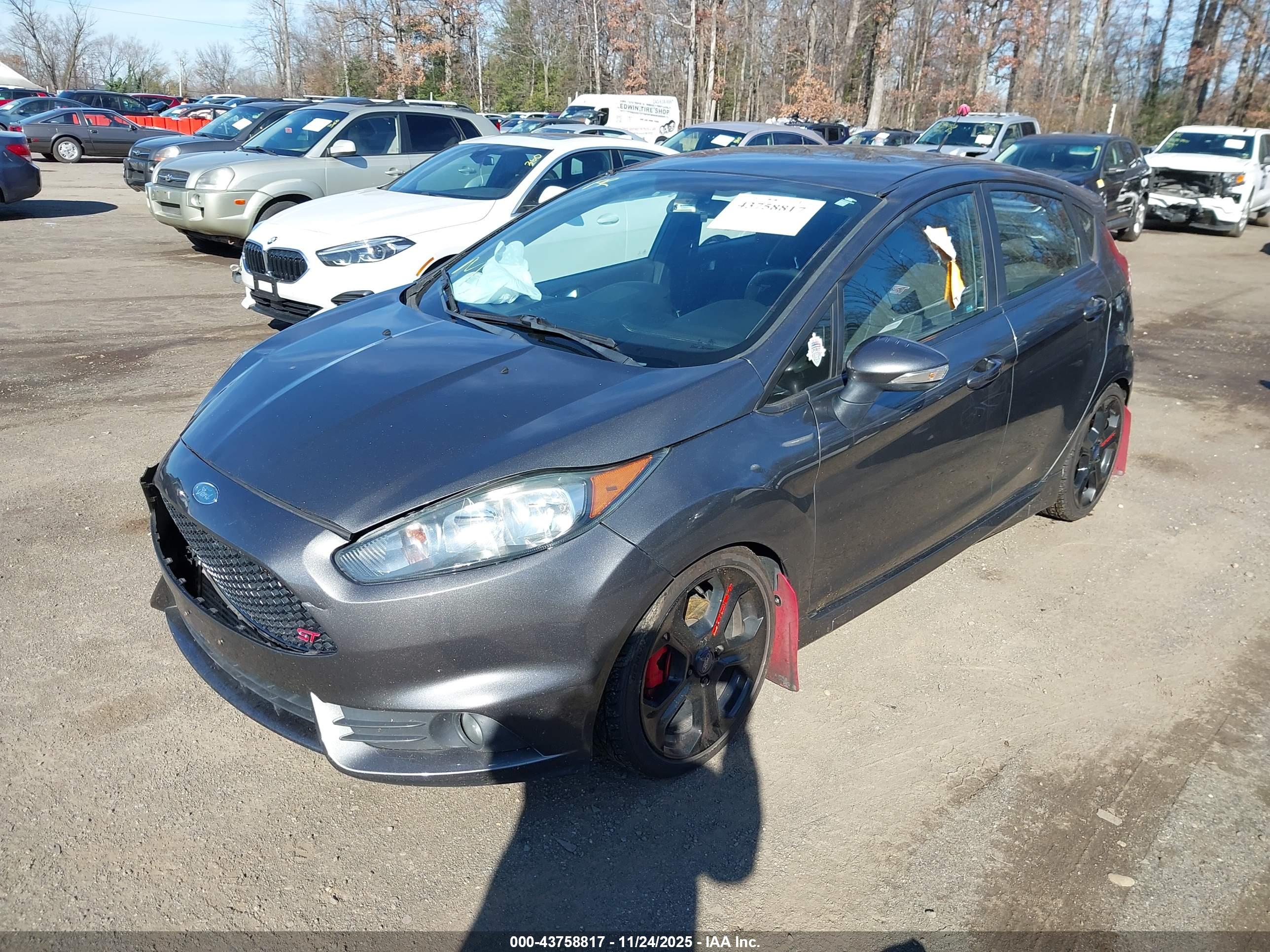 FORD FIESTA image 2