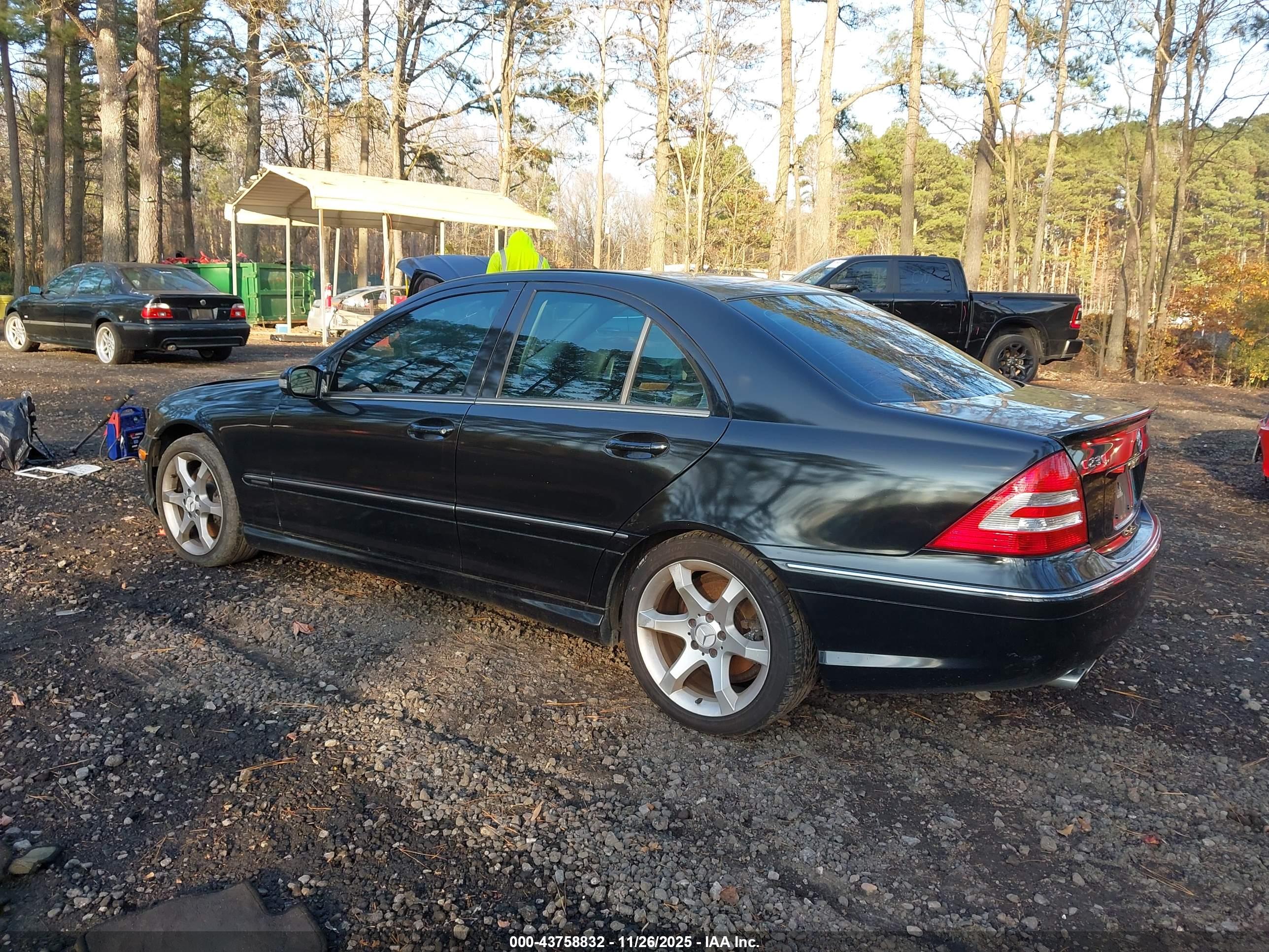 MERCEDES-BENZ C image 3