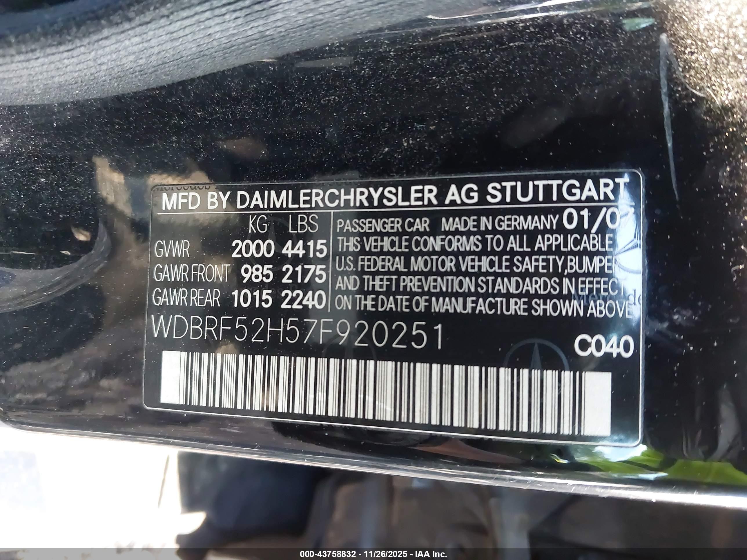 MERCEDES-BENZ C image 9