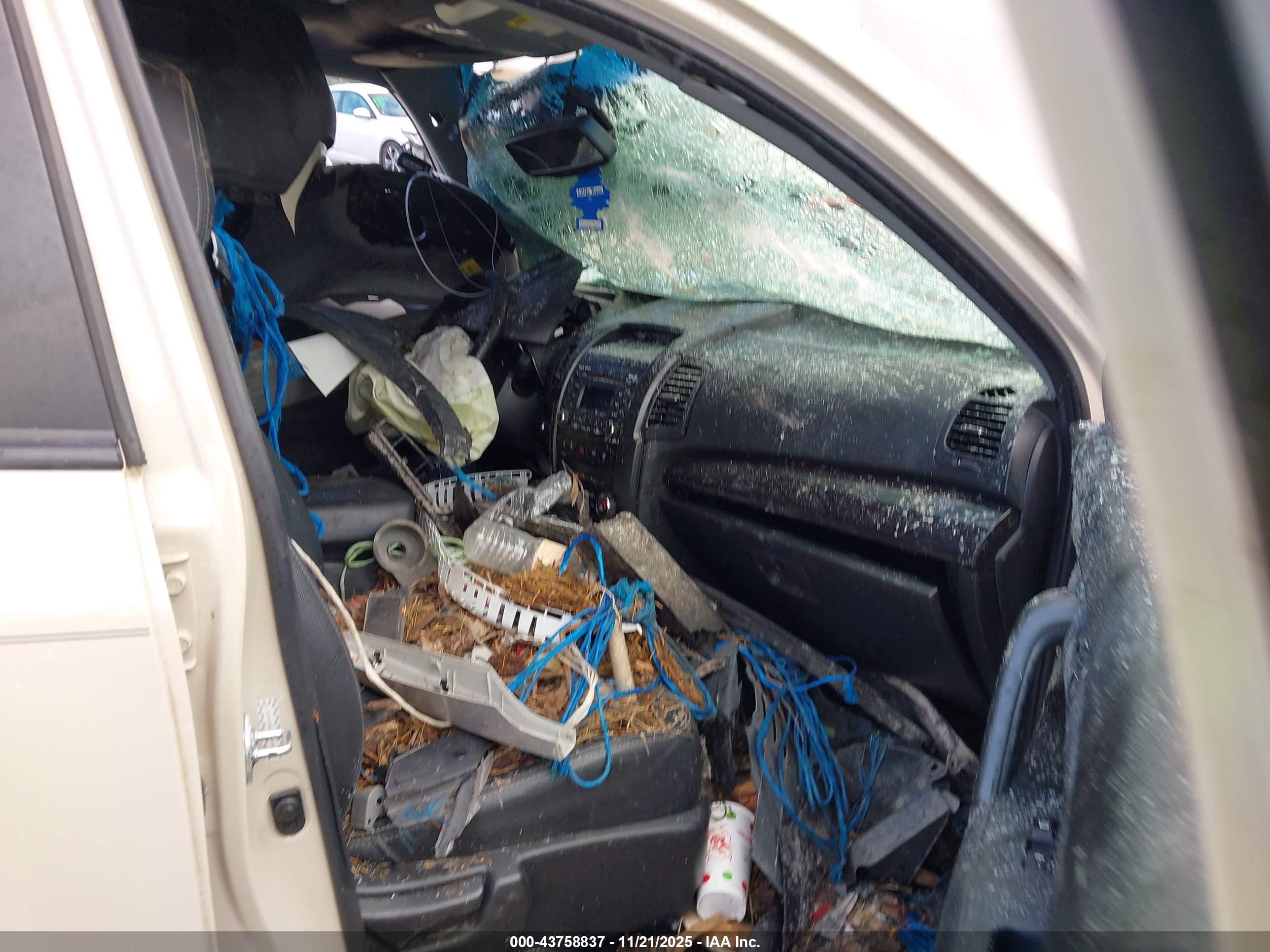 KIA SORENTO image 5