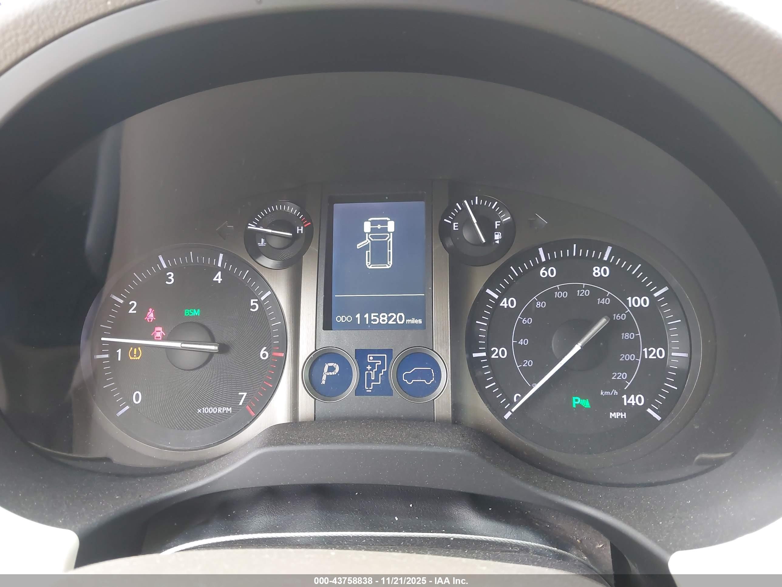 LEXUS GX image 7