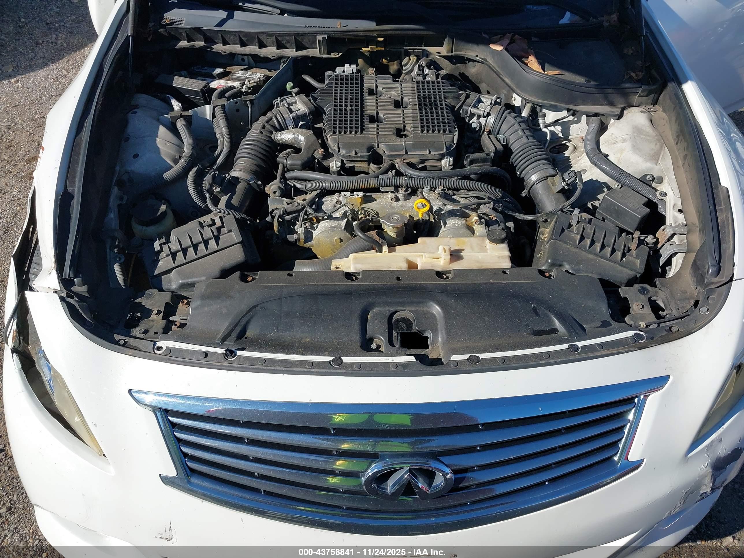 INFINITI G37X image 10