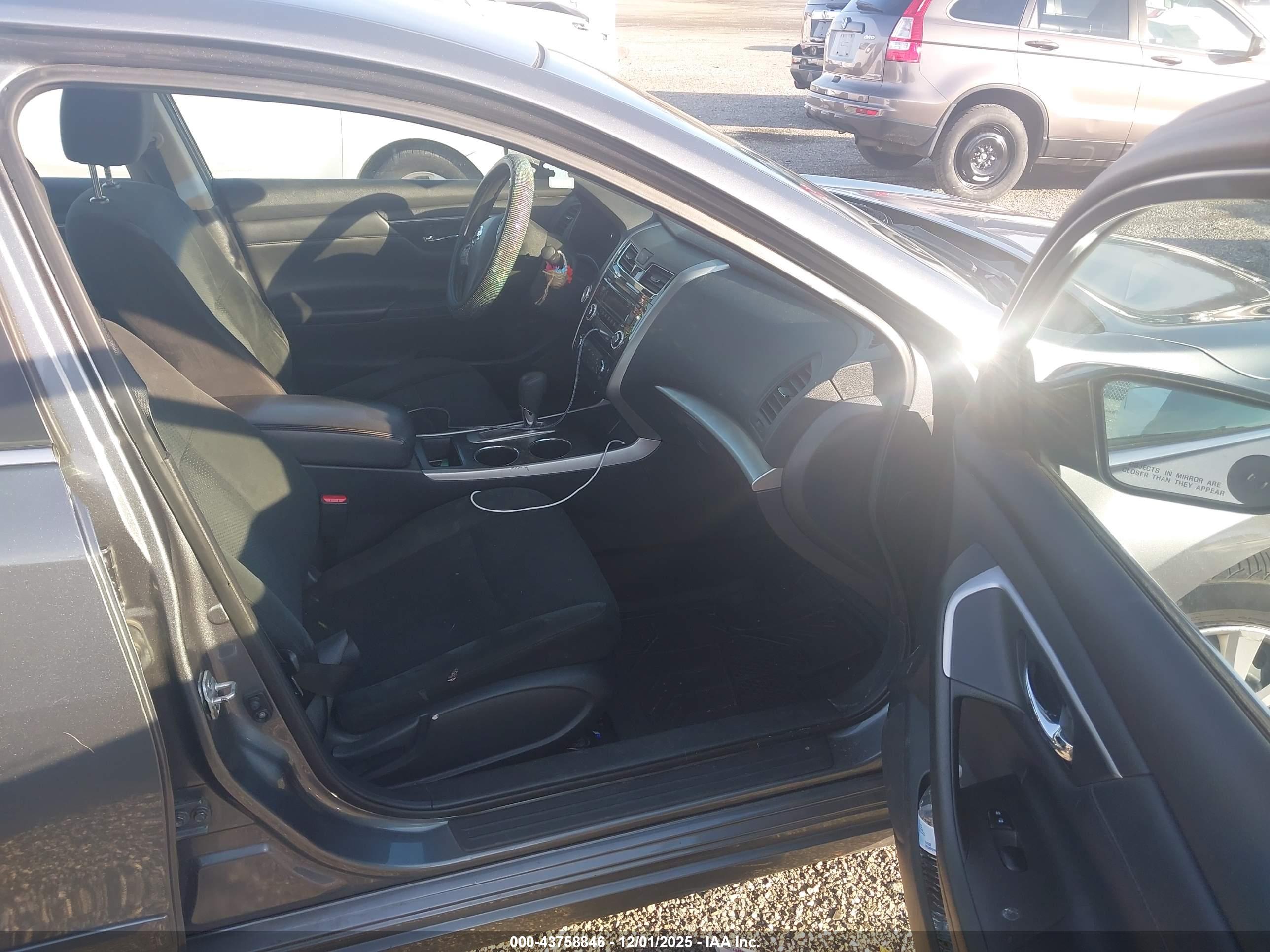 NISSAN ALTIMA image 5