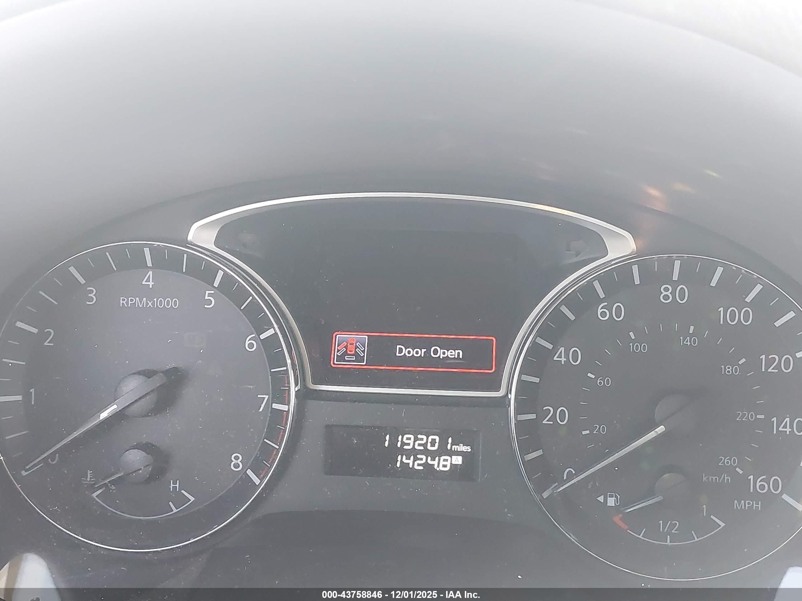 NISSAN ALTIMA image 7