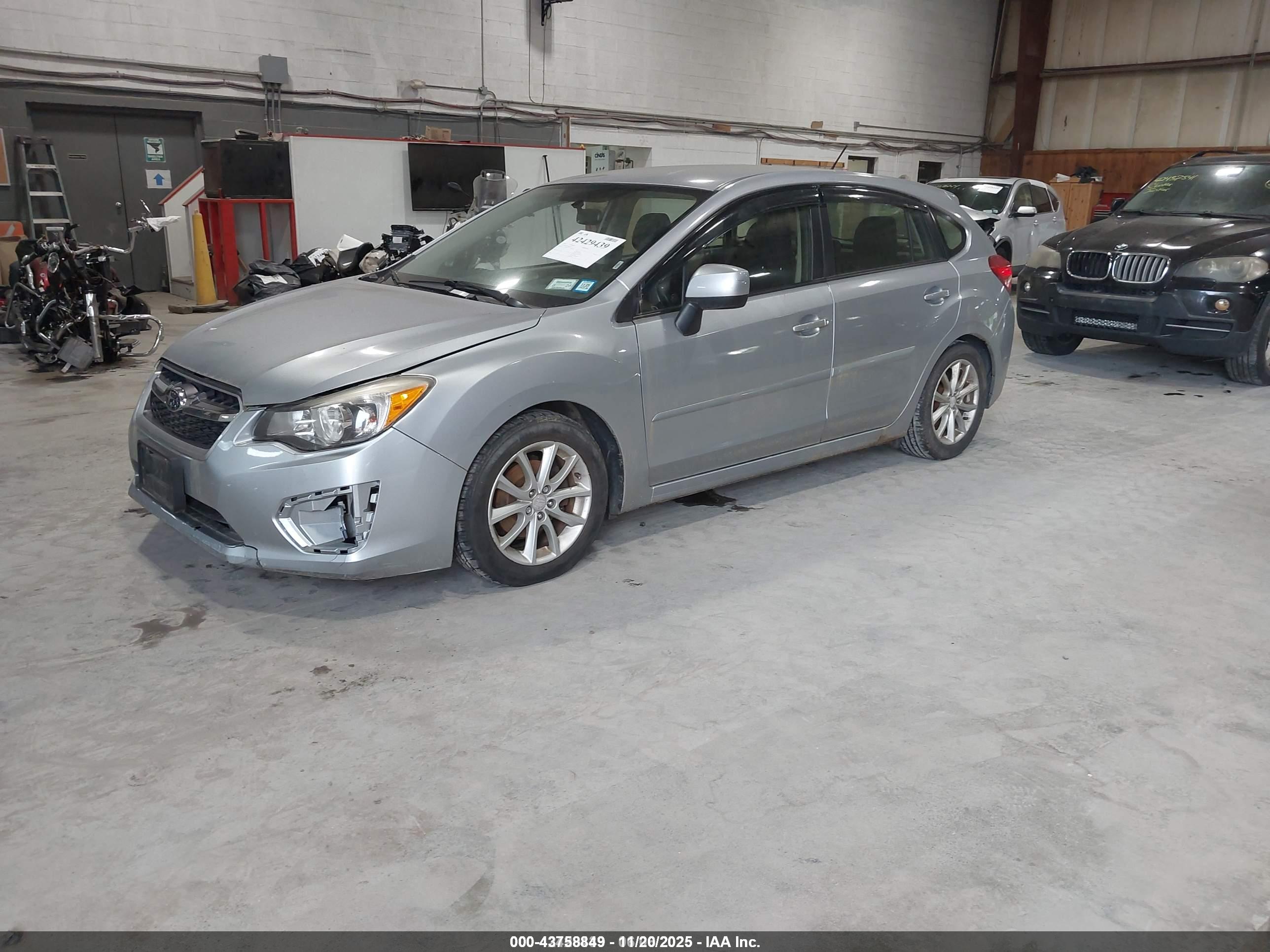 SUBARU IMPREZA image 2