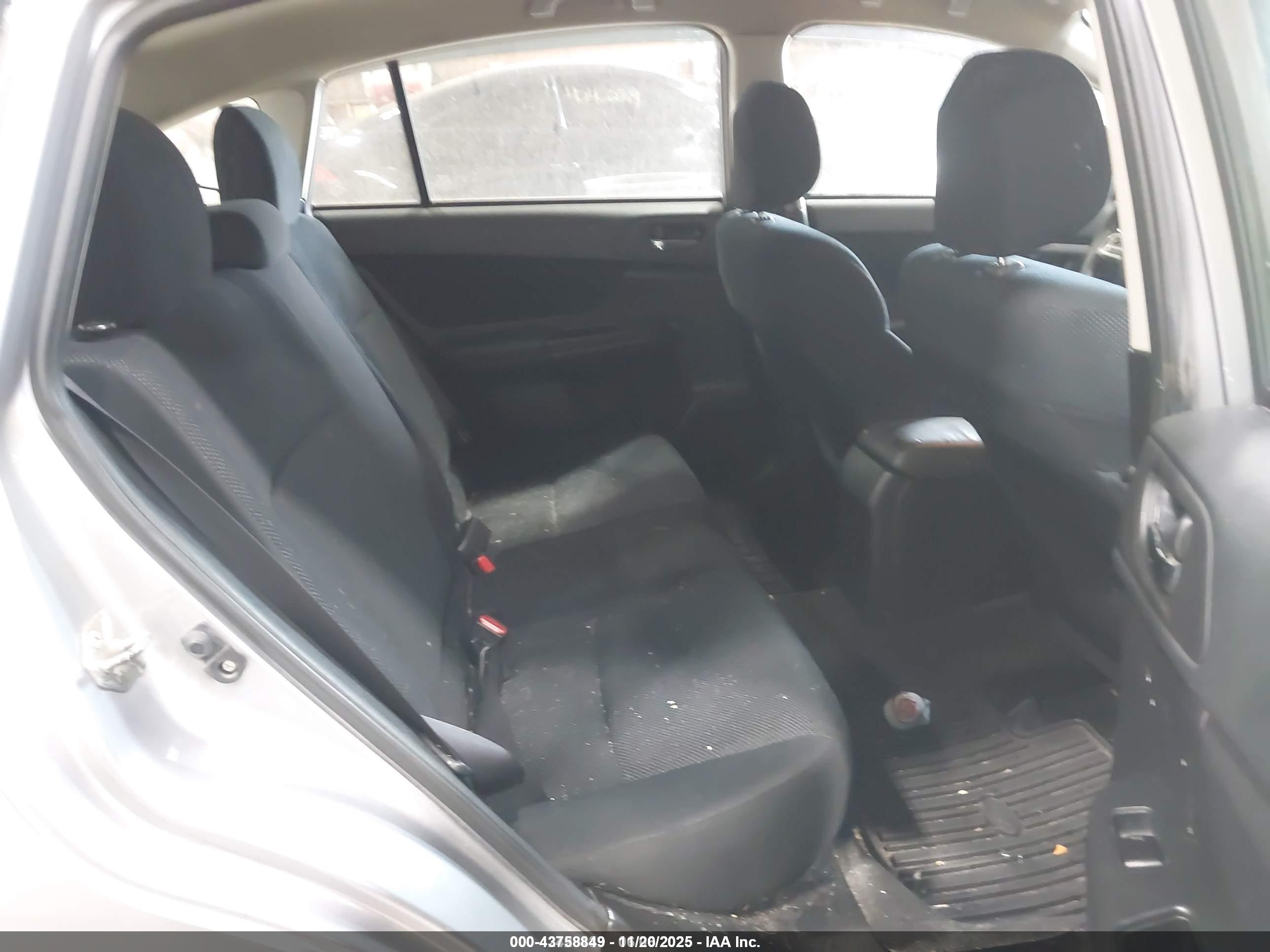SUBARU IMPREZA image 8