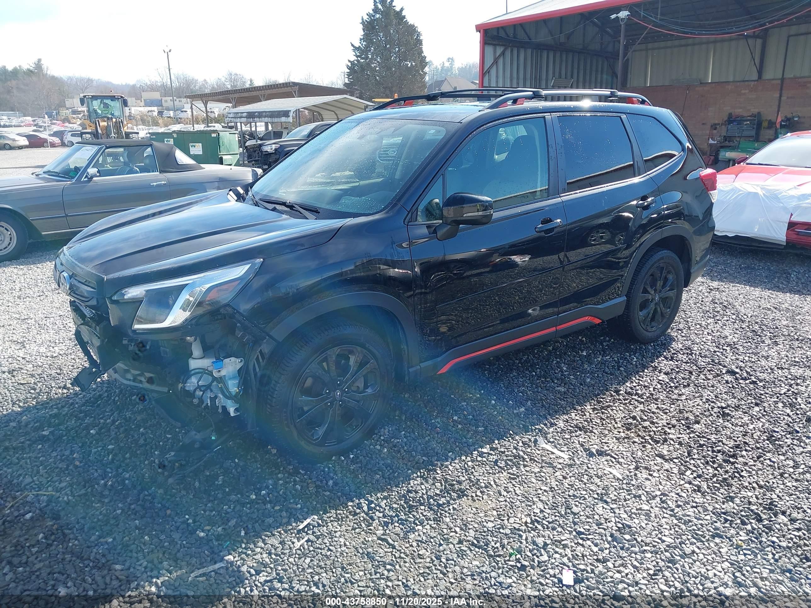 SUBARU FORESTER image 2
