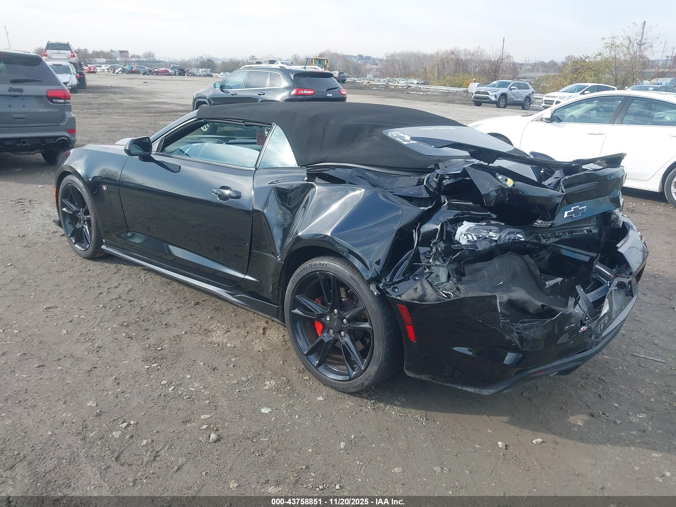 CHEVROLET CAMARO image 3