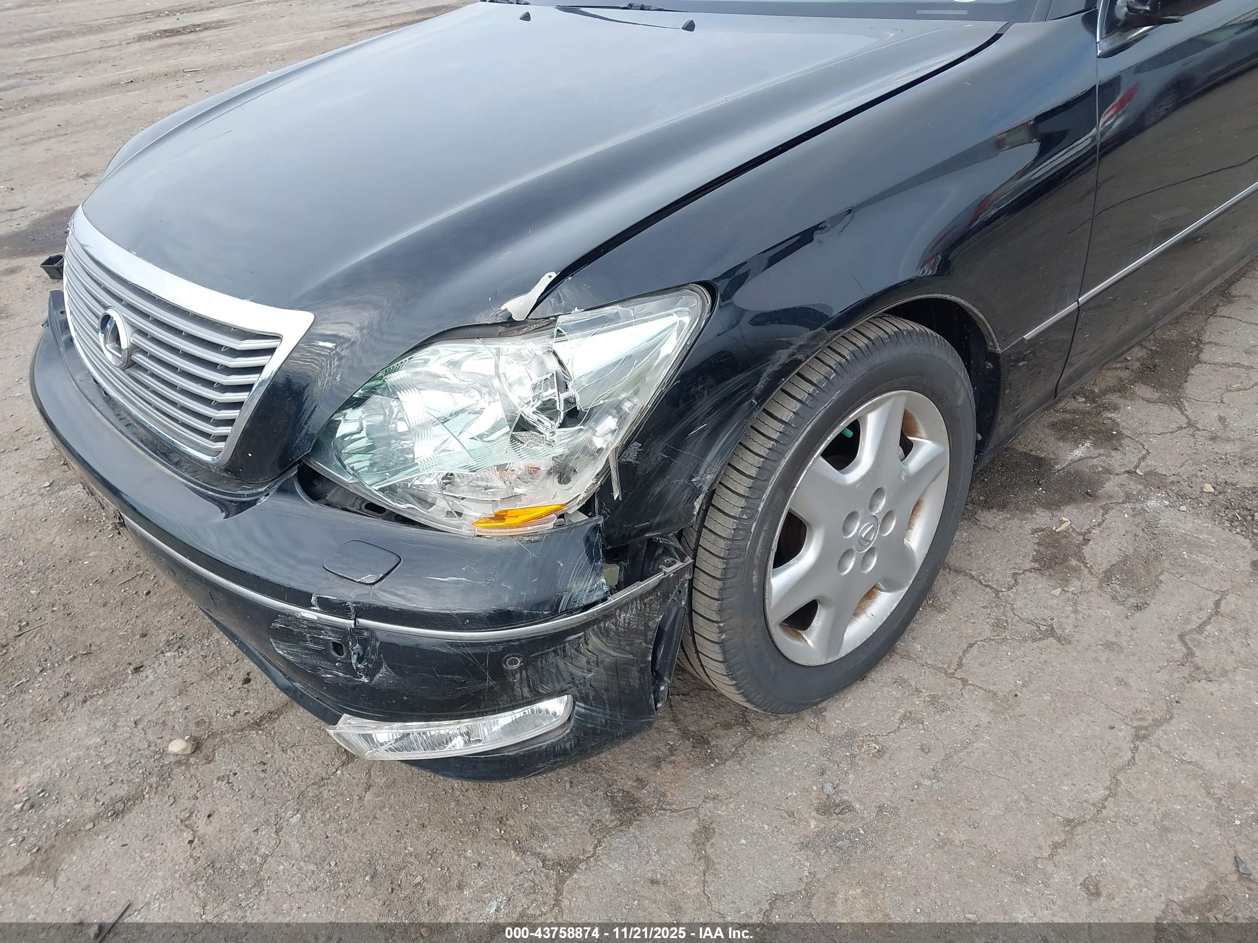 LEXUS LS image 6