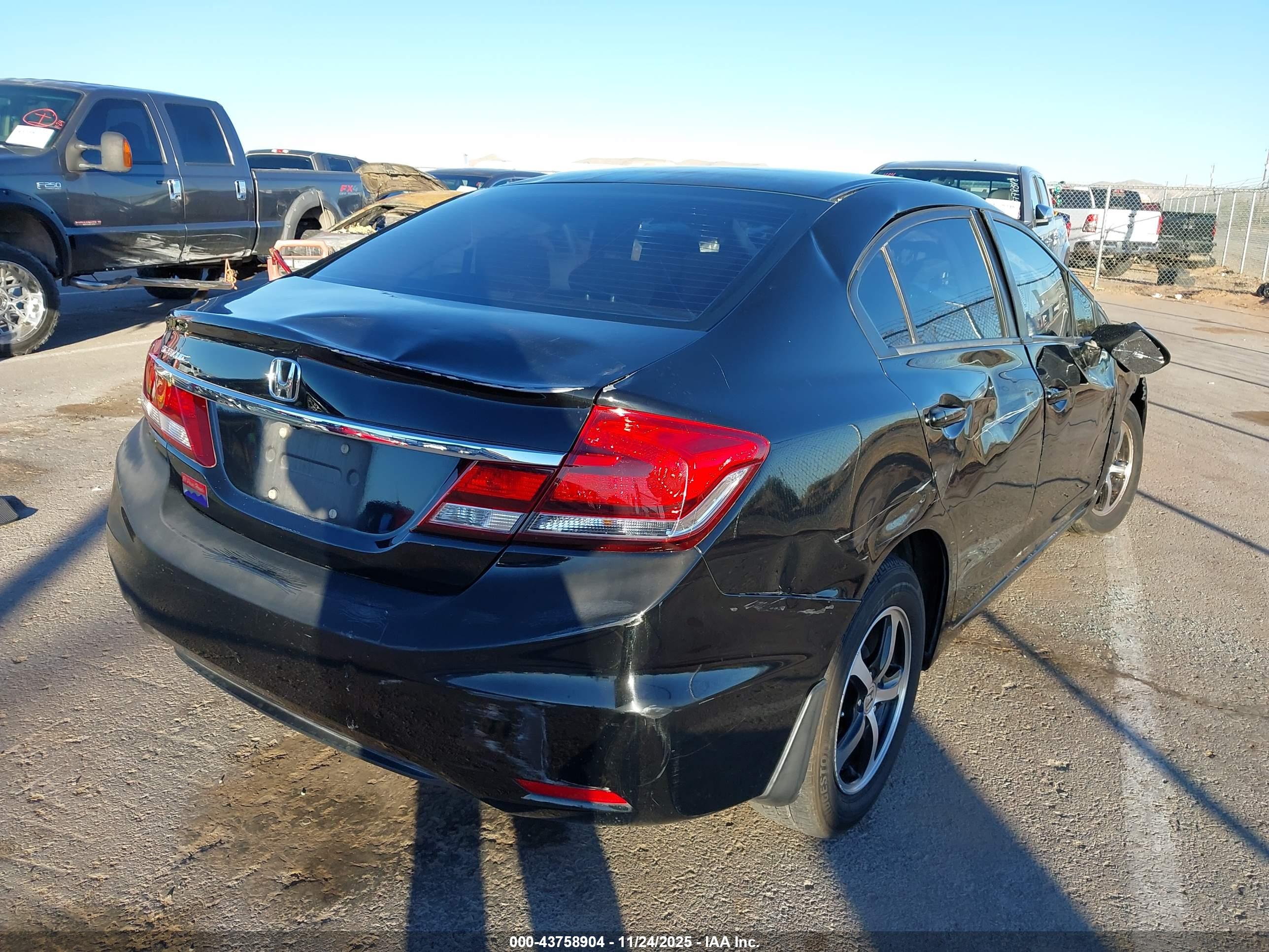 HONDA CIVIC image 4