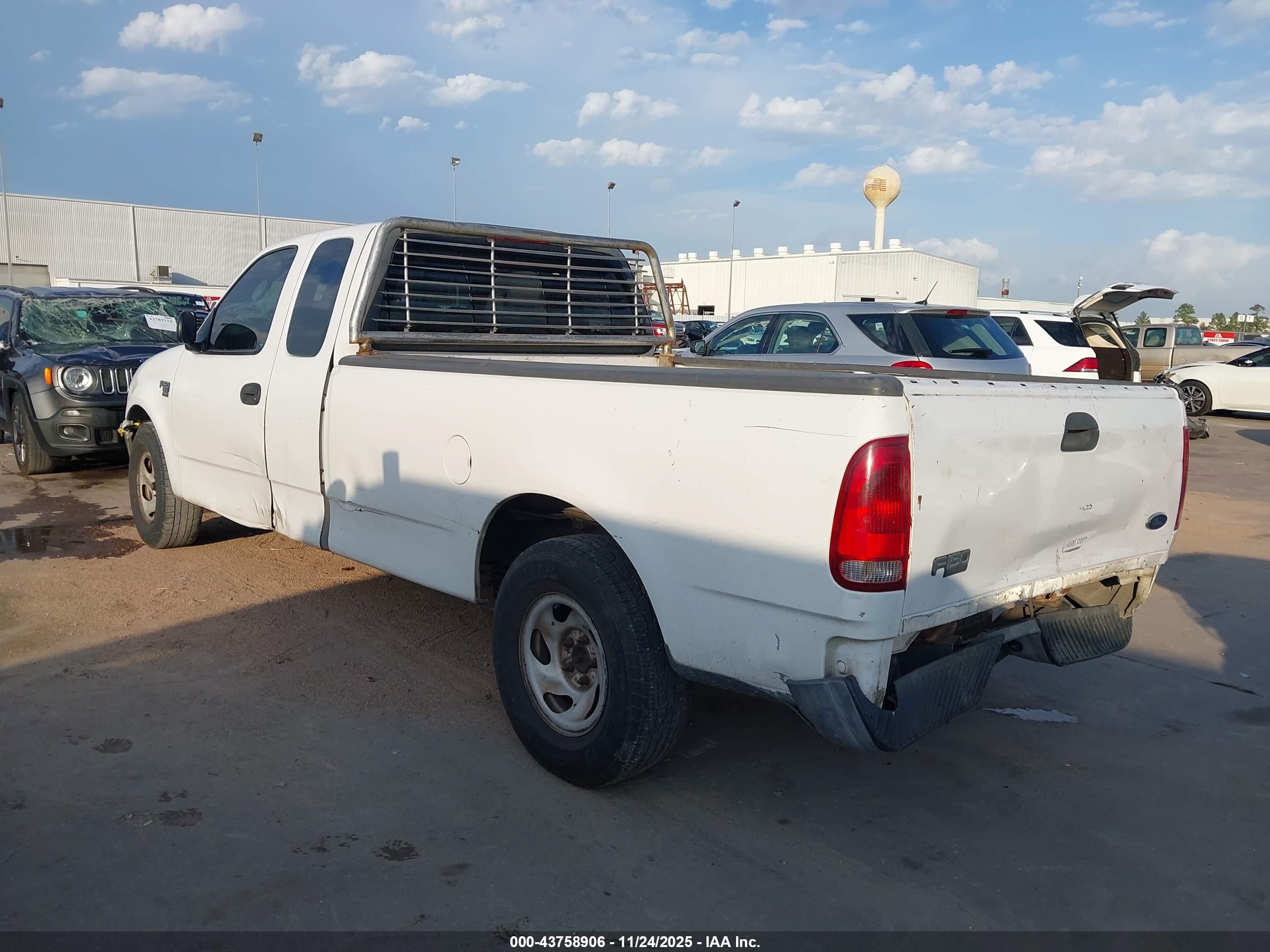FORD F-150 image 3