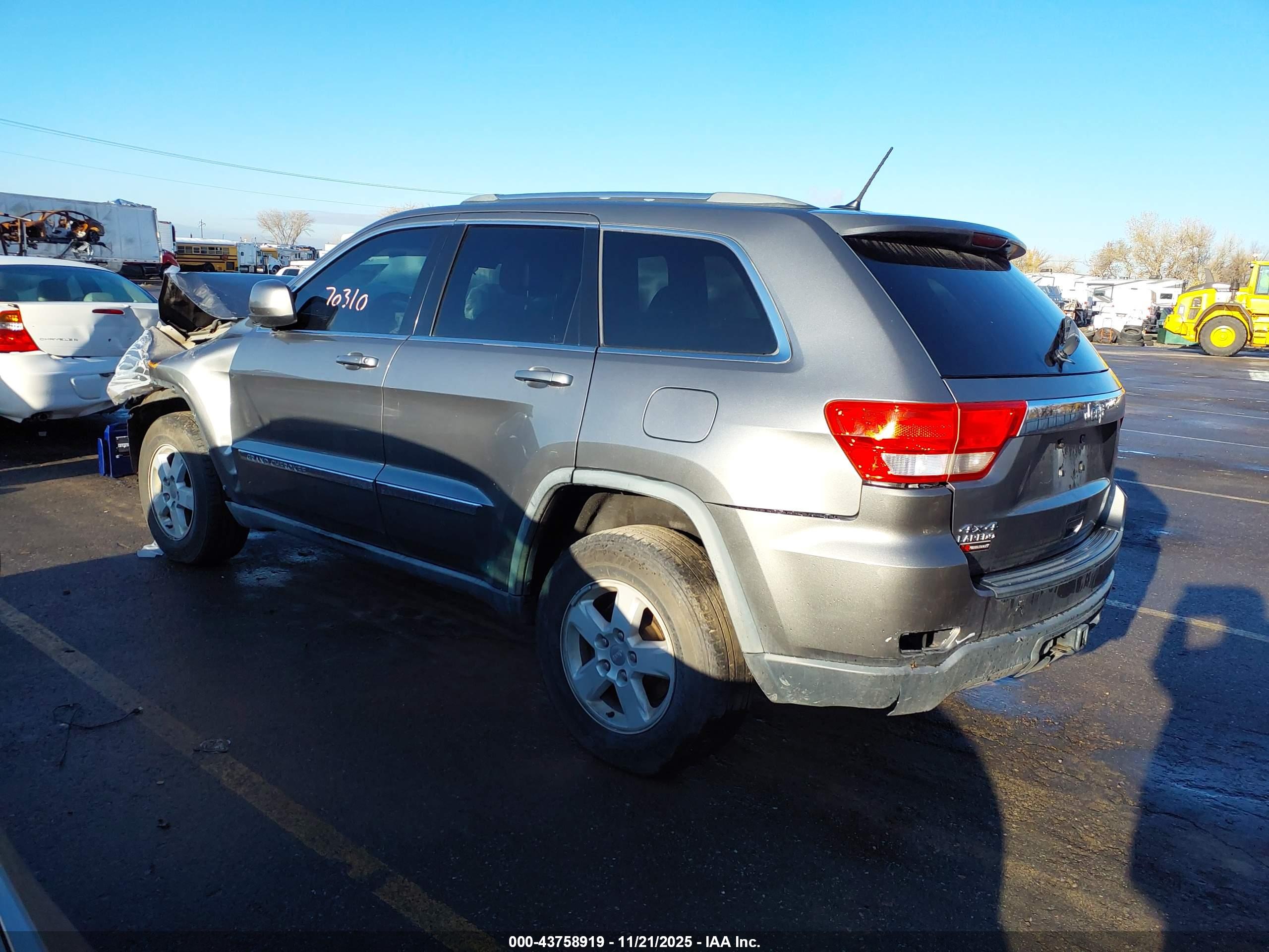 JEEP GRAND image 3