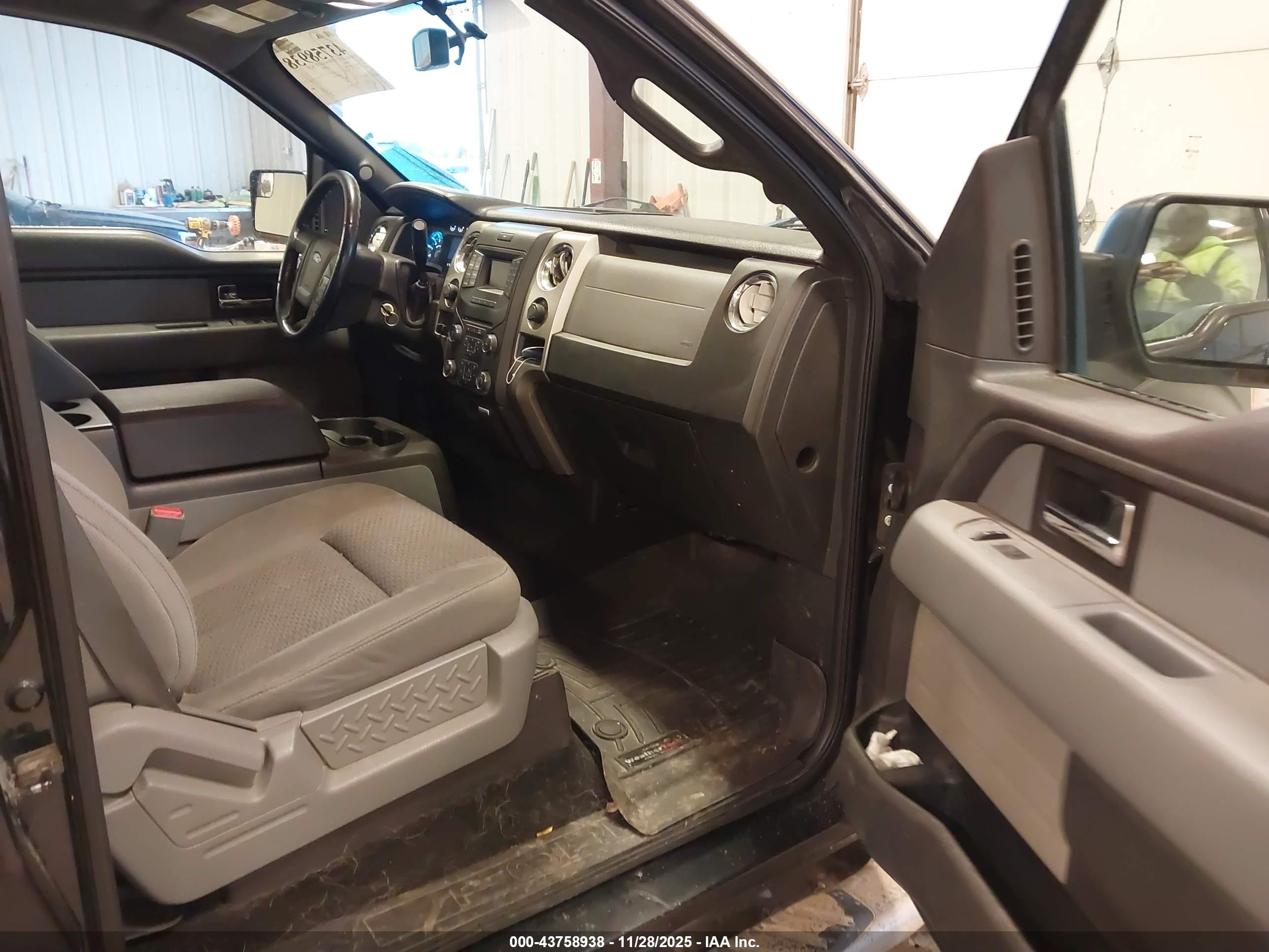 FORD F-150 image 5