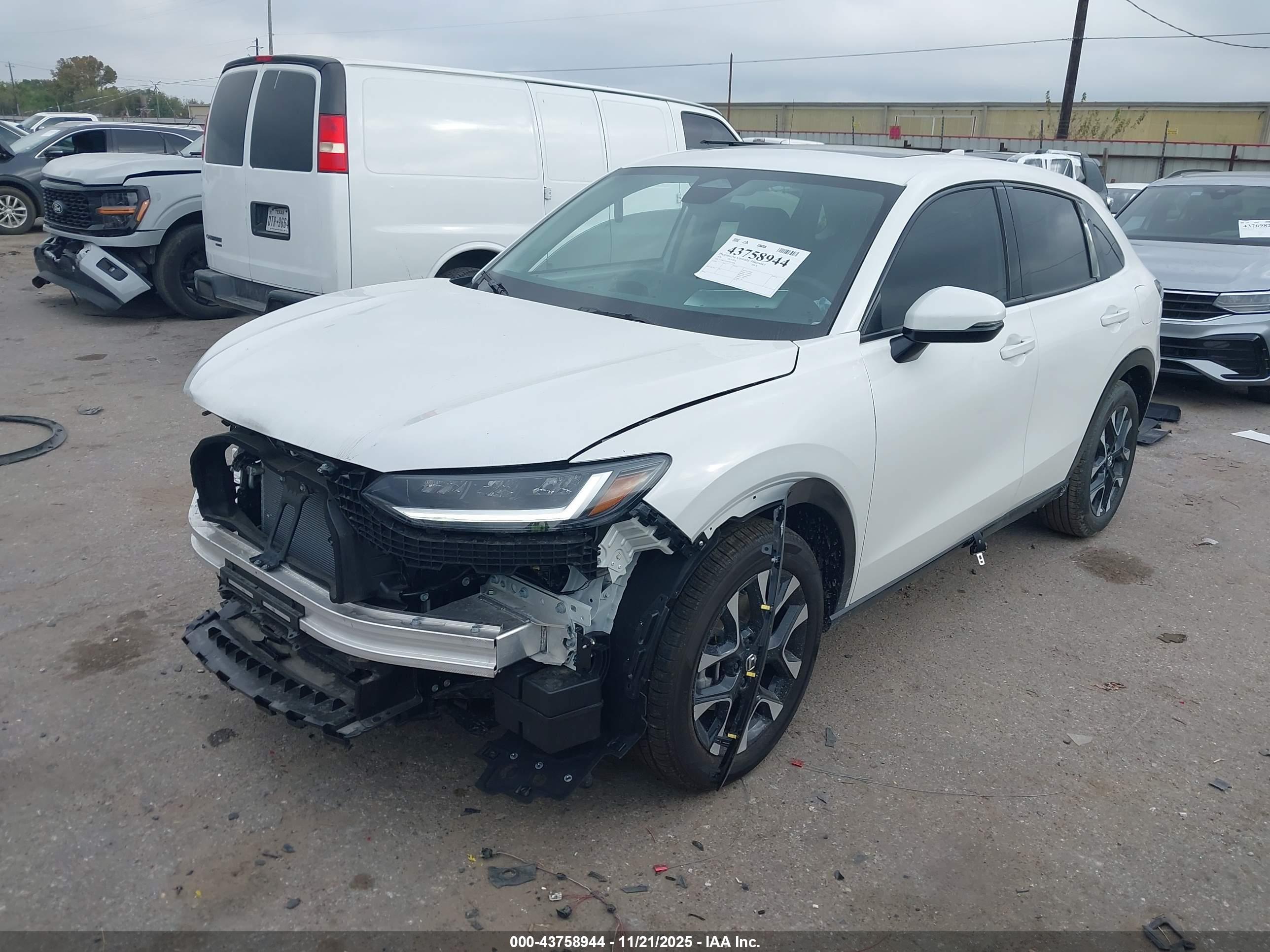 HONDA HR-V image 2