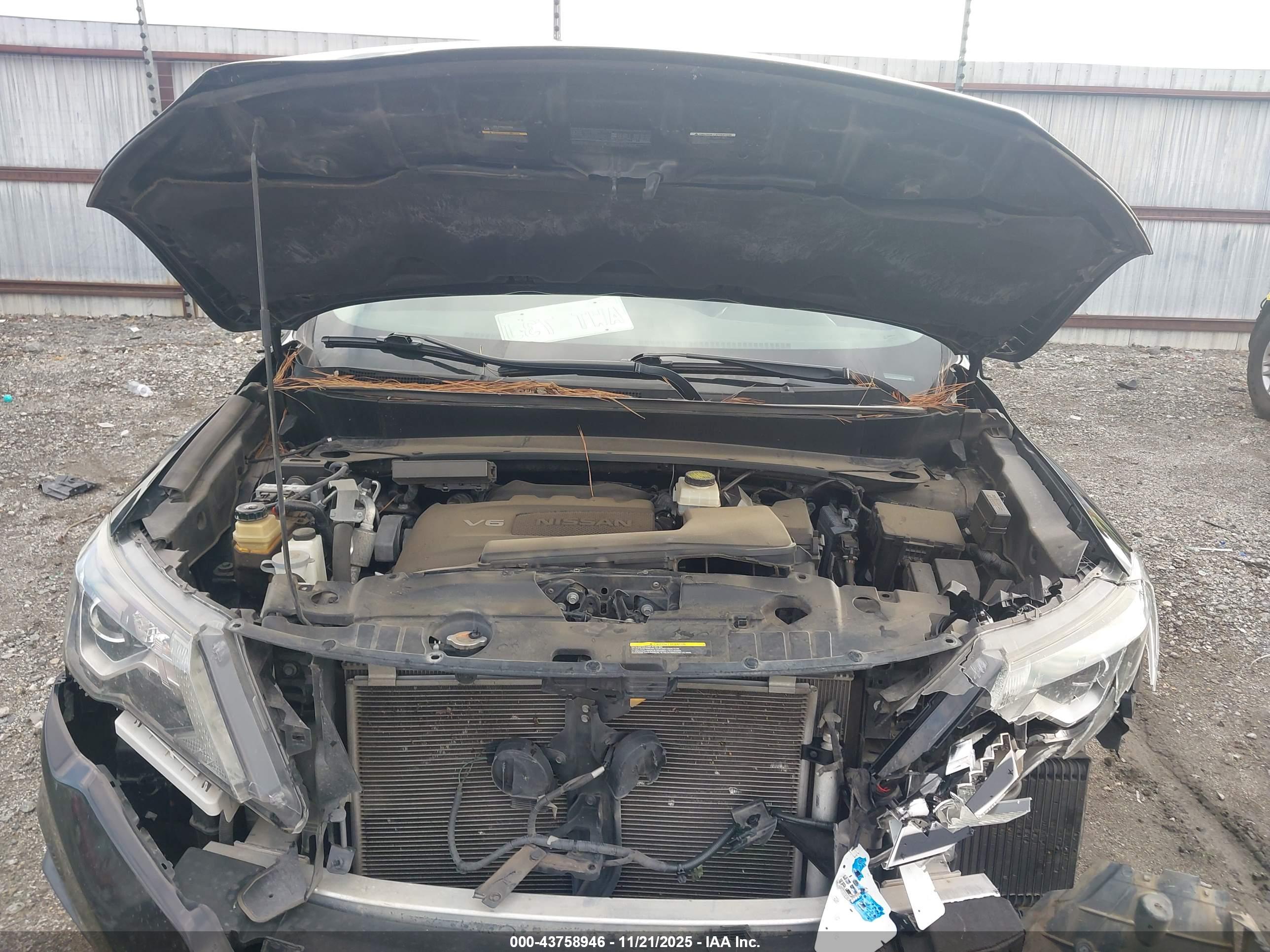 NISSAN PATHFINDER image 10