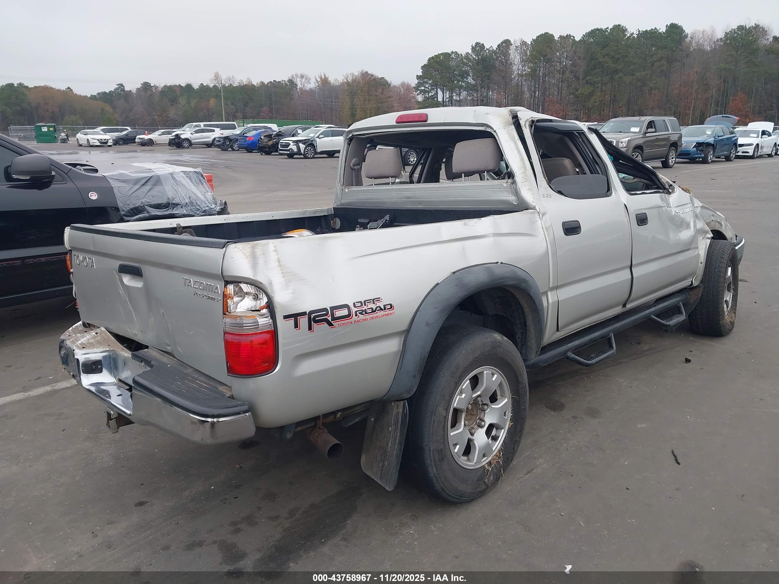 TOYOTA TACOMA image 4