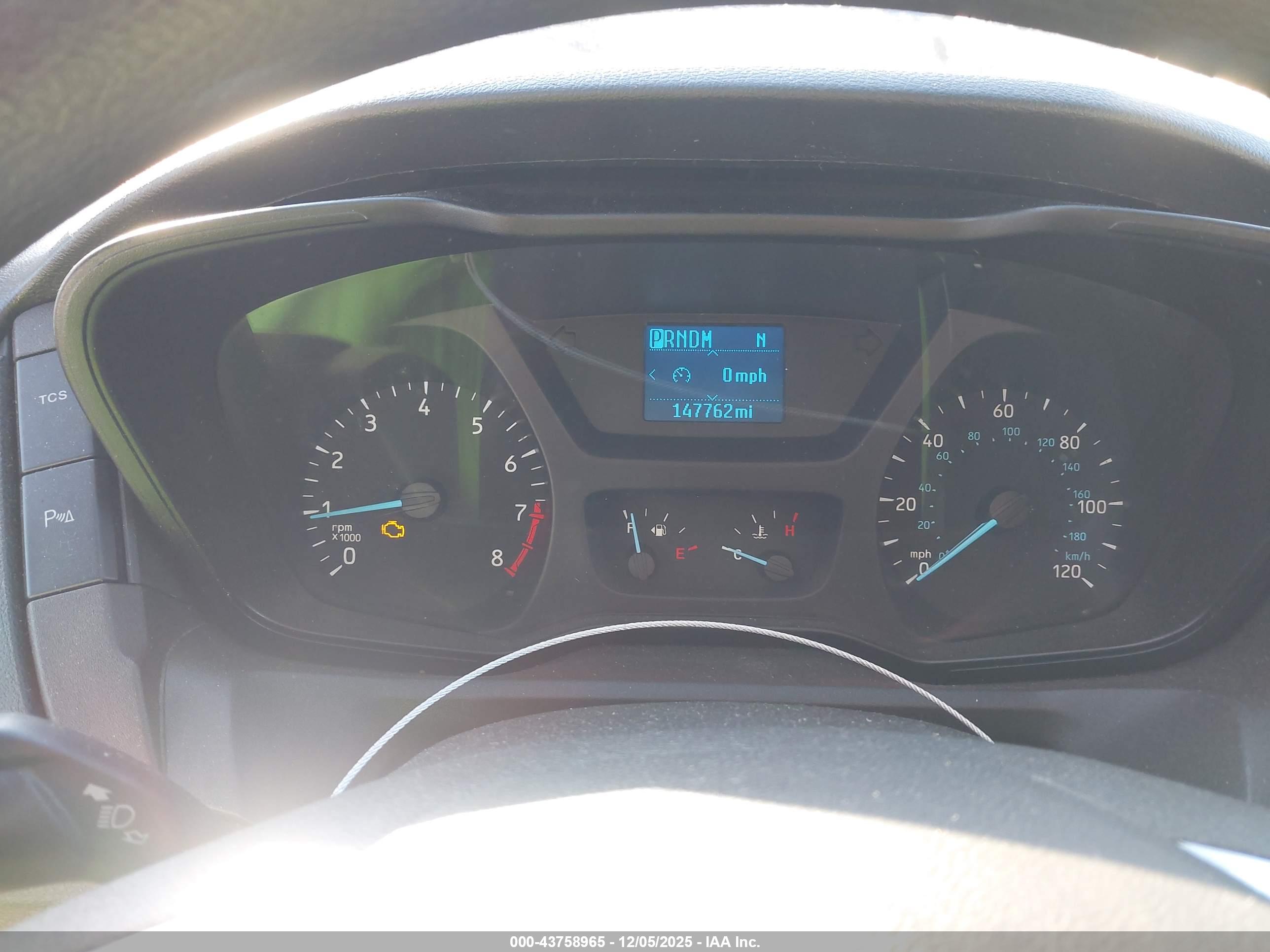 FORD TRANSIT-150 image 7