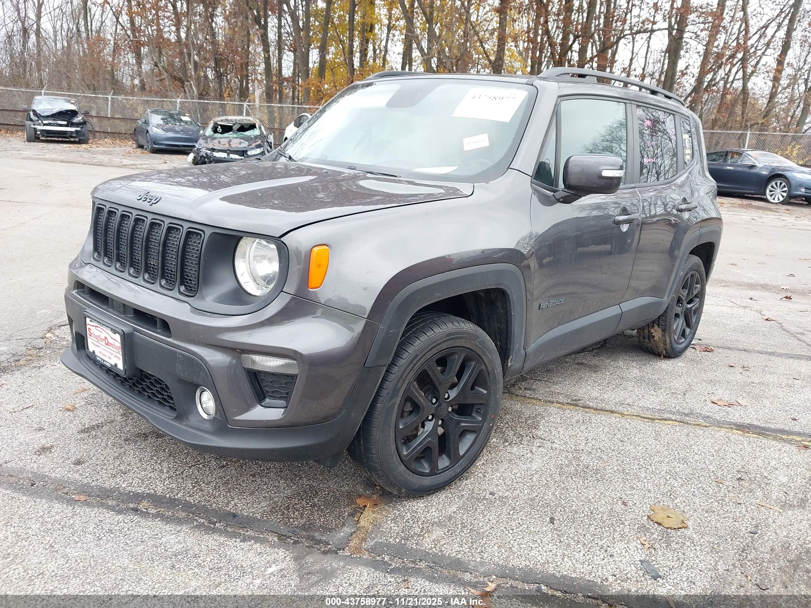 JEEP RENEGADE image 2