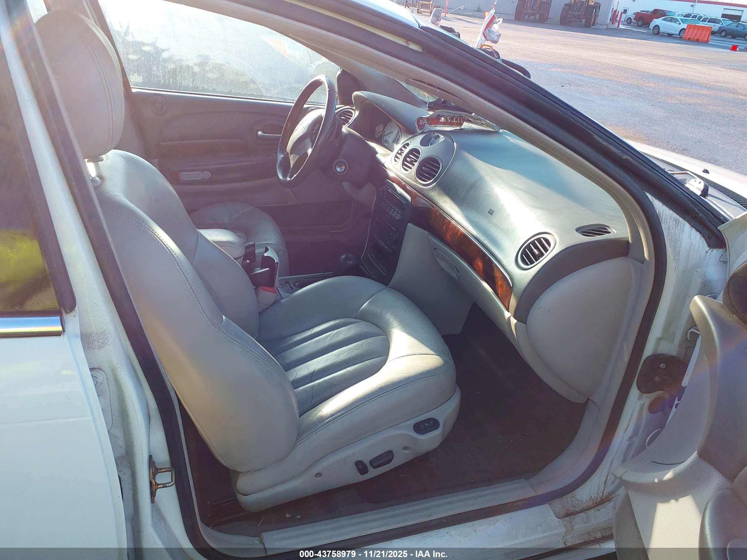 CHRYSLER 300M image 5