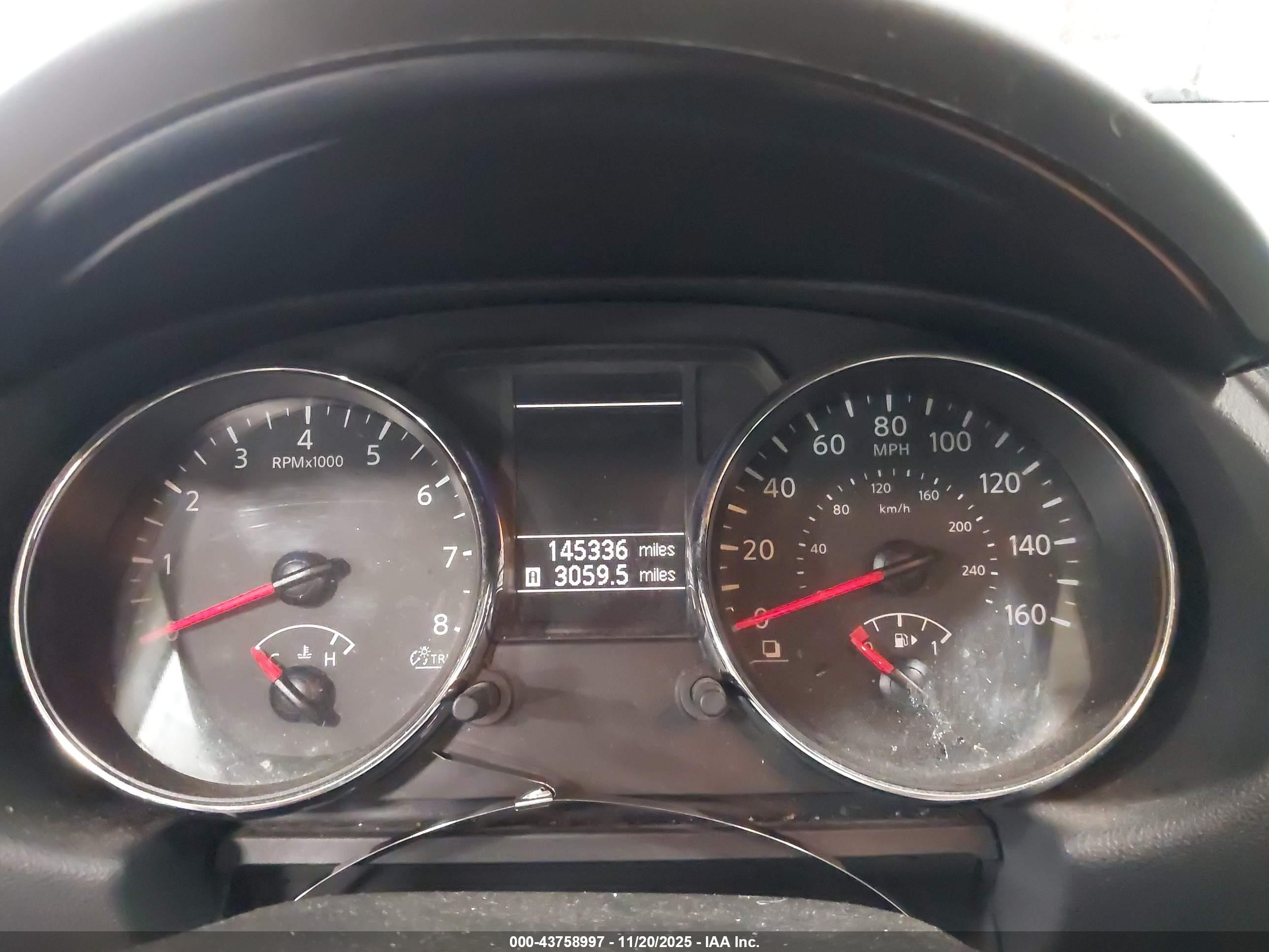 NISSAN ROGUE image 7