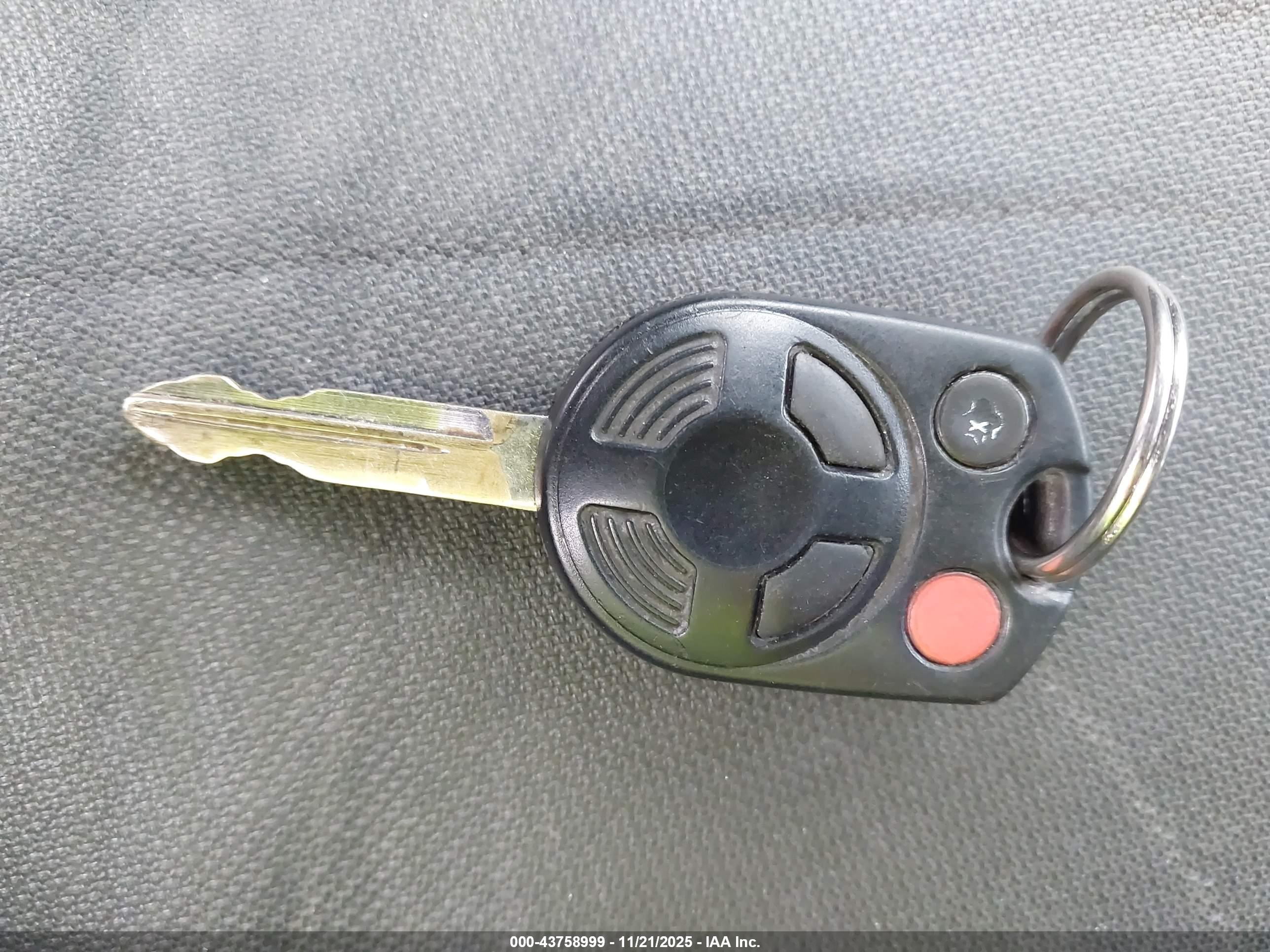 FORD ESCAPE image 11