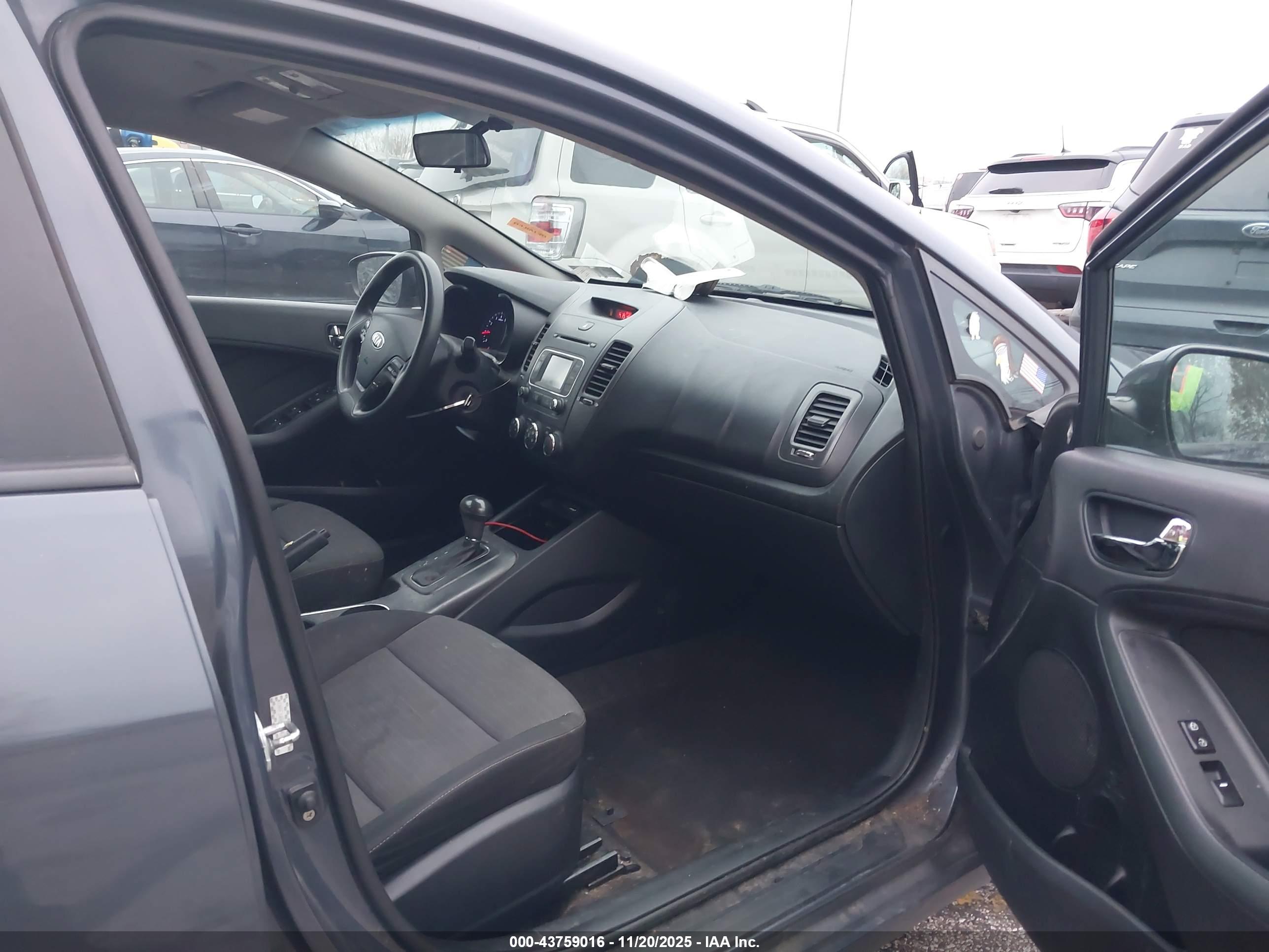 KIA FORTE image 5