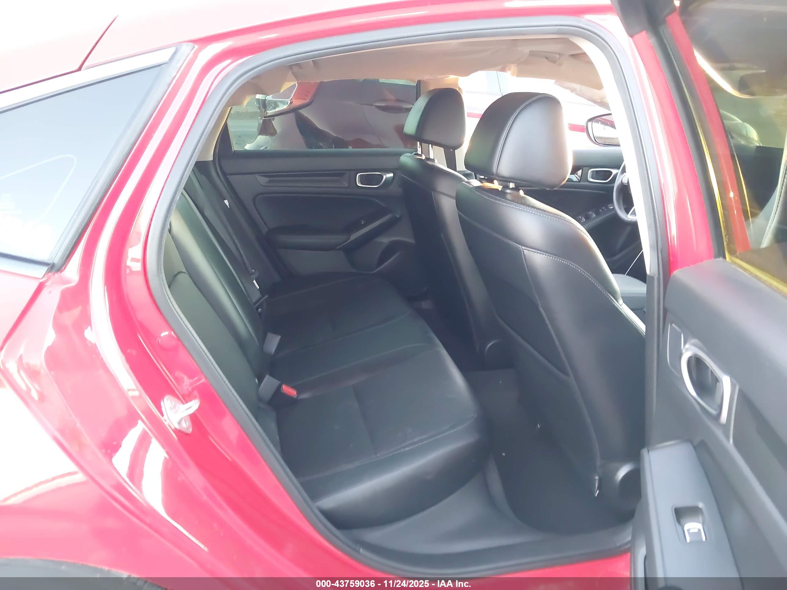 HONDA CIVIC image 8
