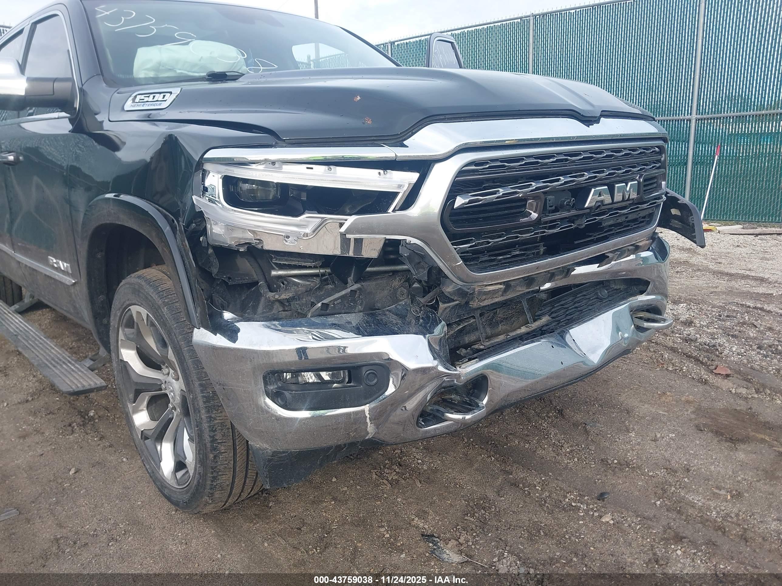 RAM 1500 image 6