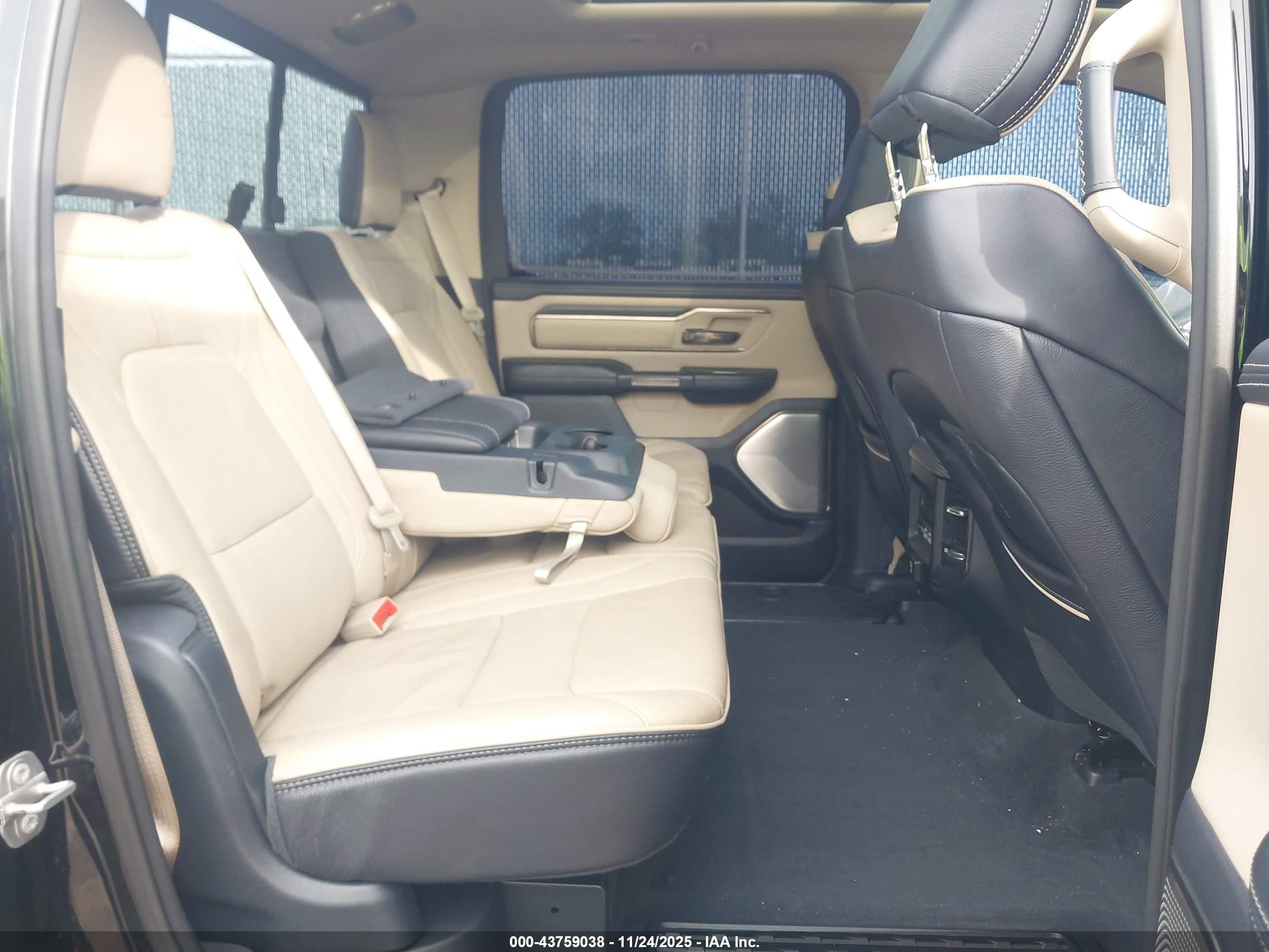 RAM 1500 image 8