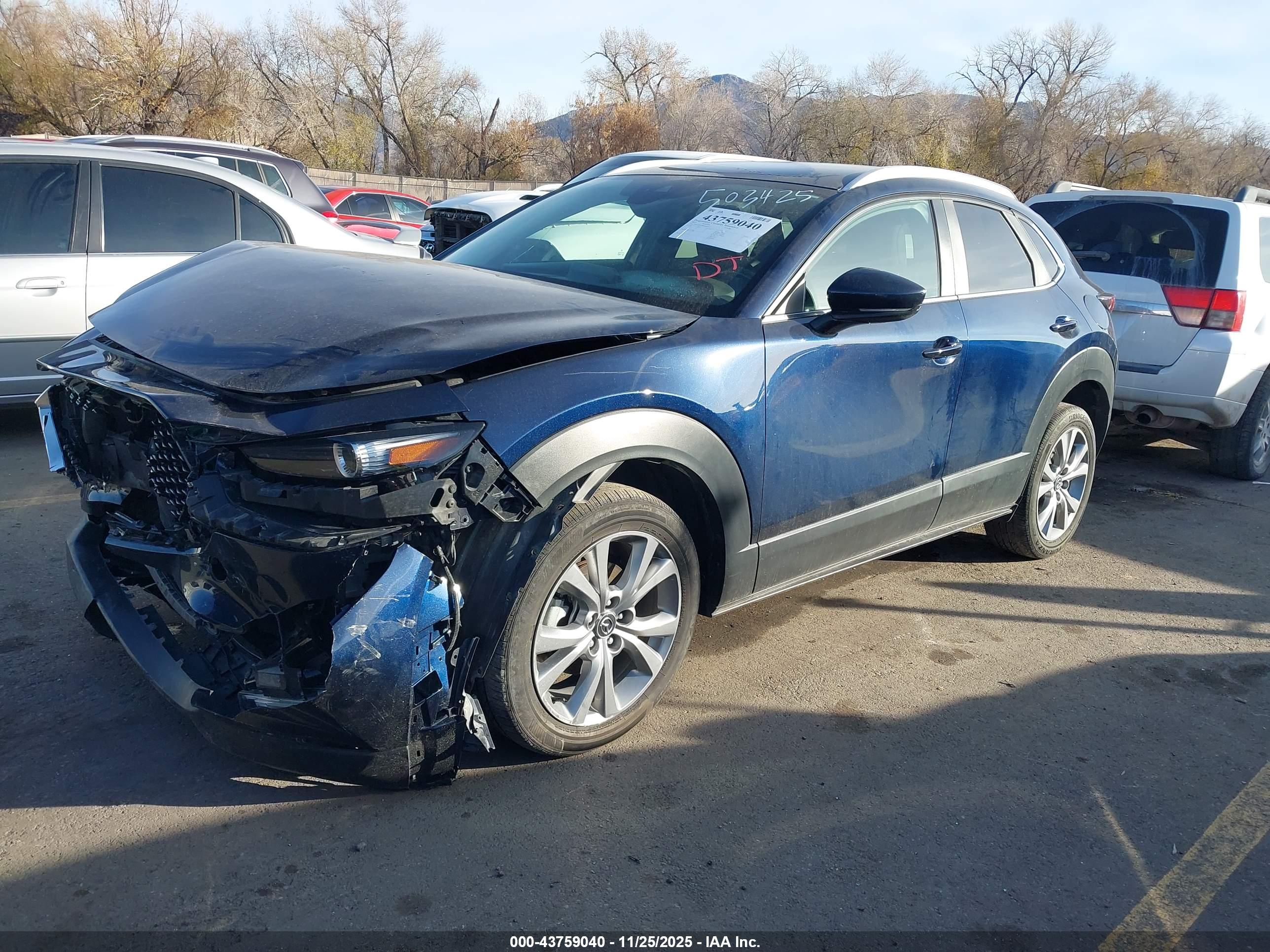 MAZDA CX-30 image 2