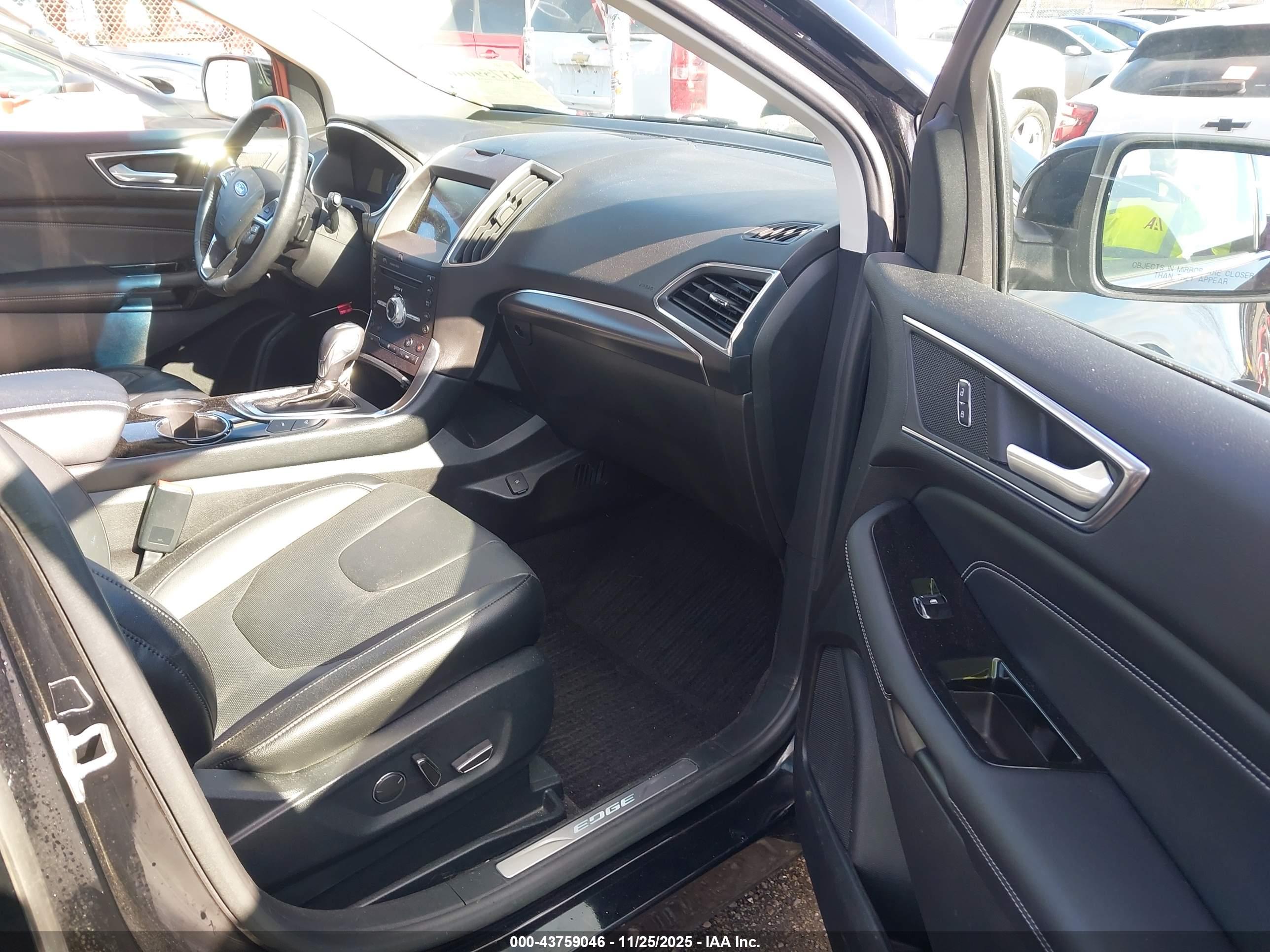 FORD EDGE image 5