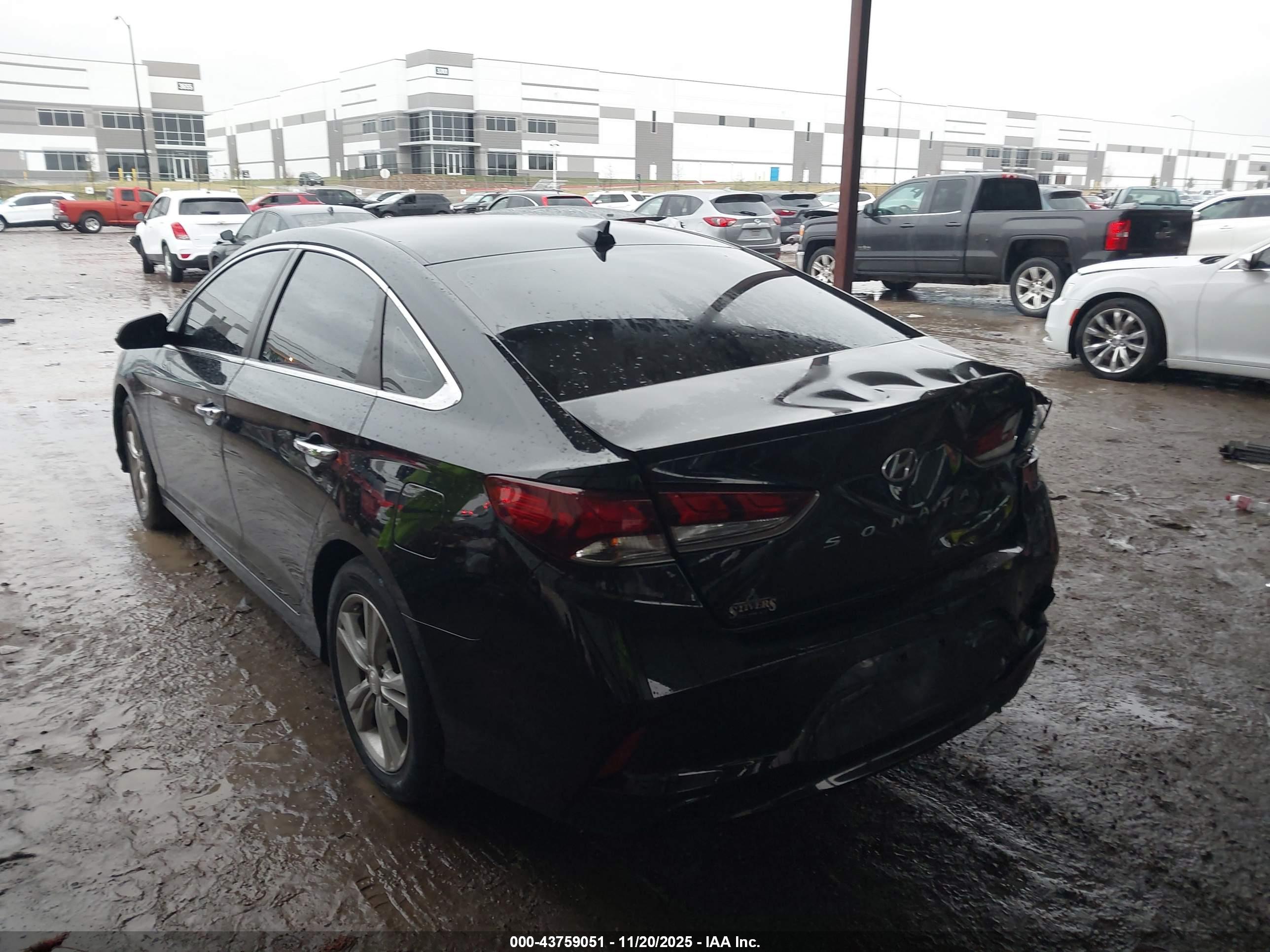 HYUNDAI SONATA image 3