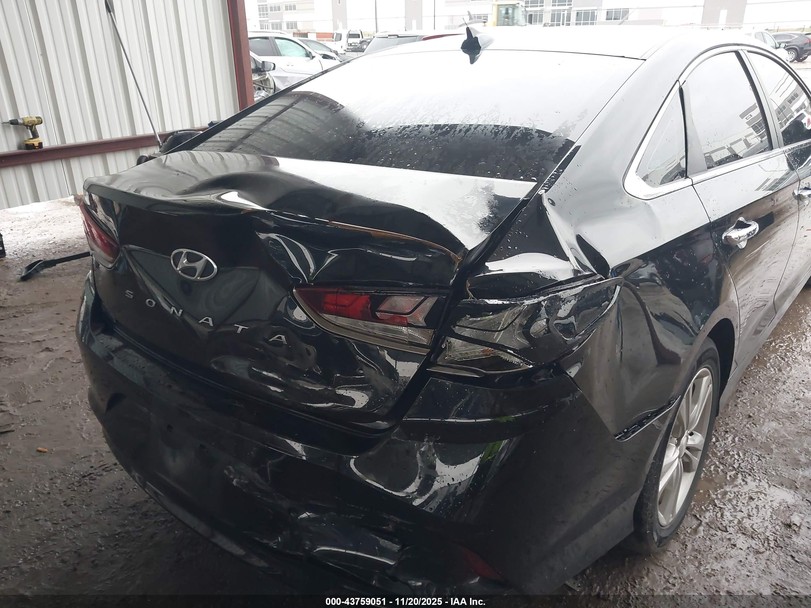 HYUNDAI SONATA image 6