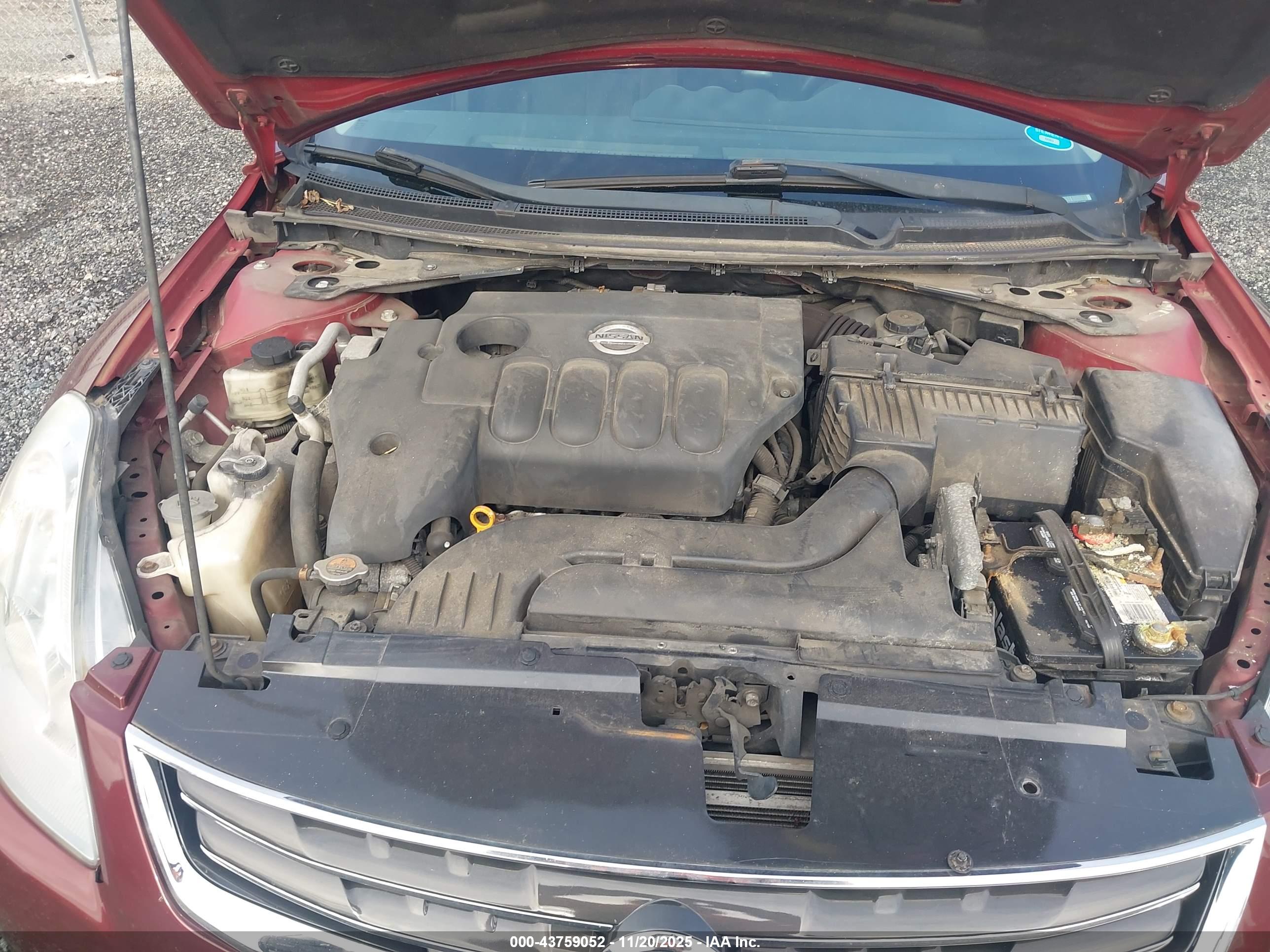 NISSAN ALTIMA image 10