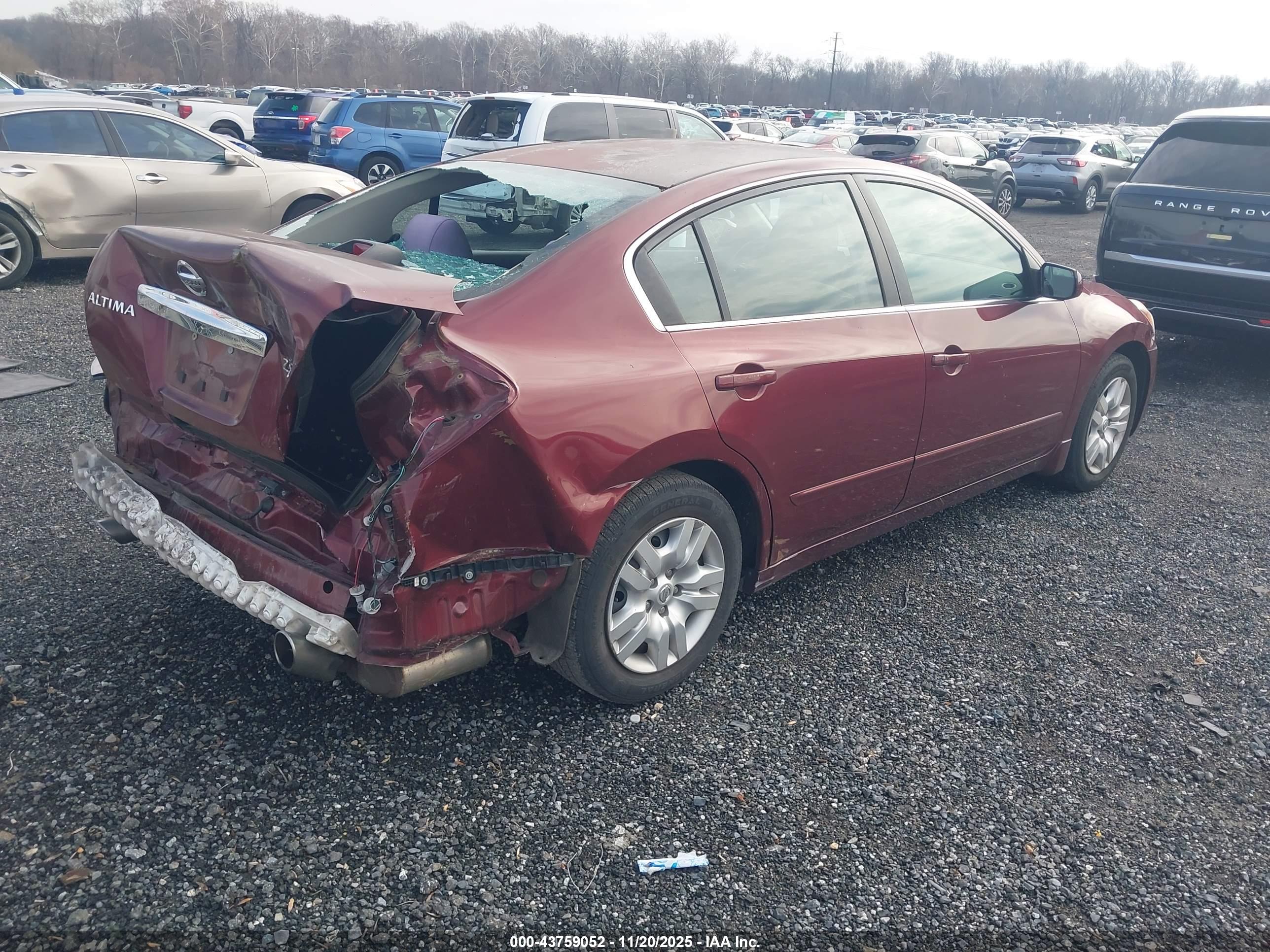 NISSAN ALTIMA image 4