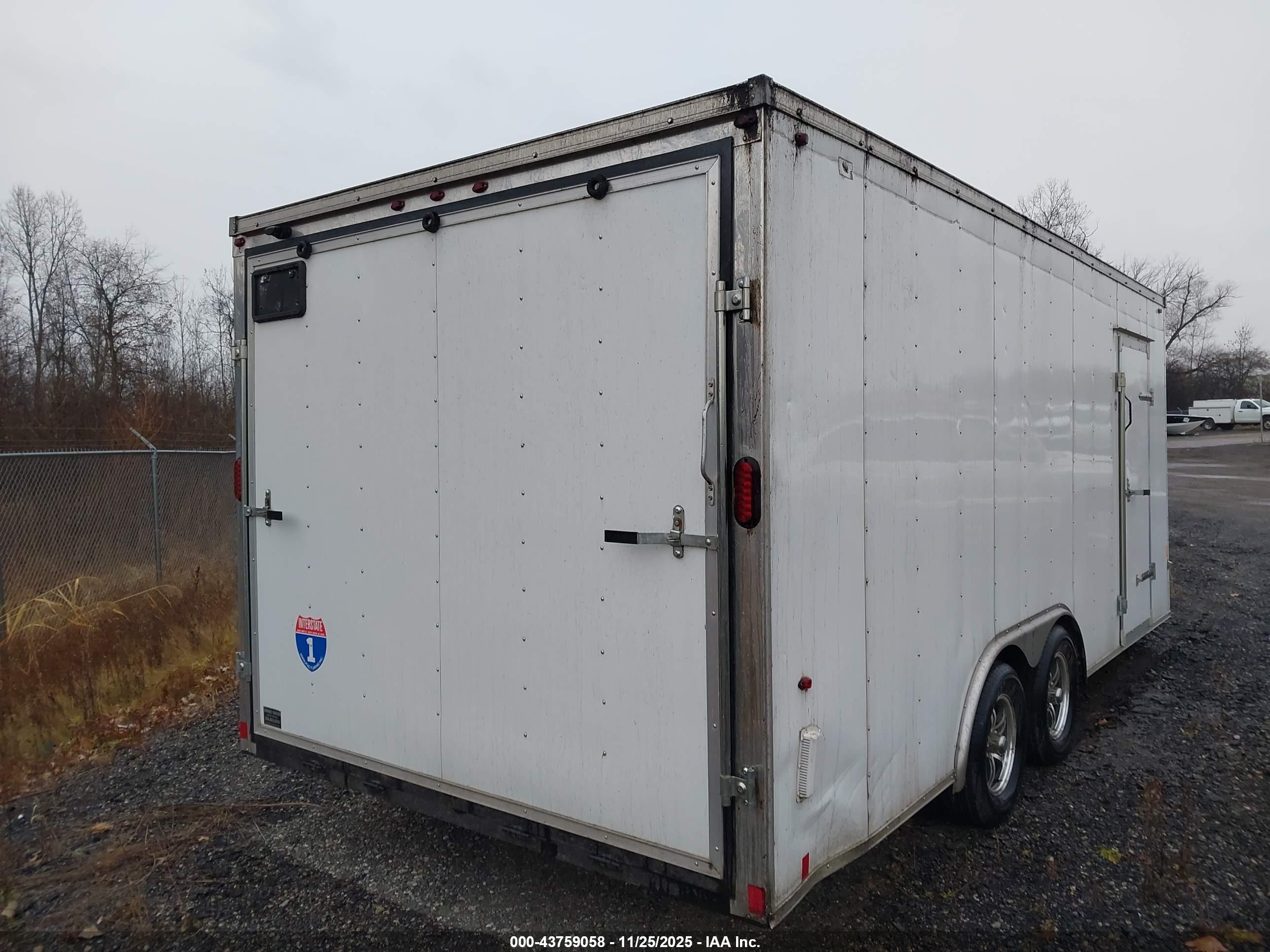 INTERSTATE TRAILER image 4