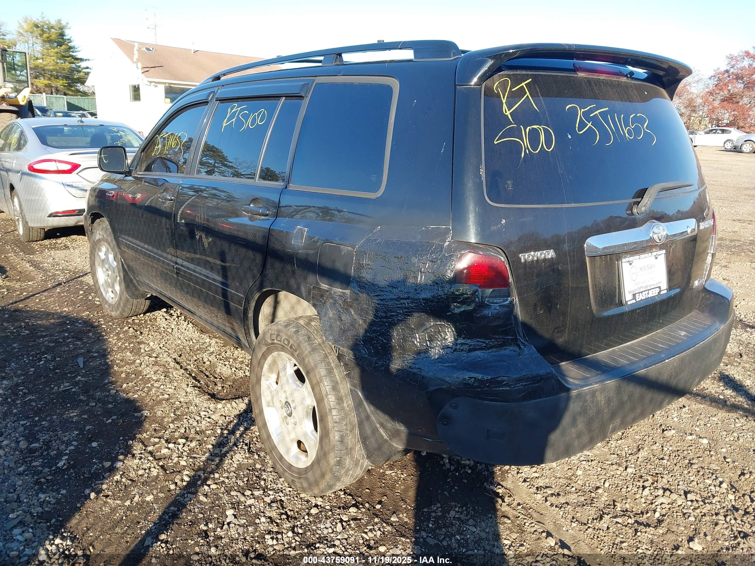 TOYOTA HIGHLANDER image 3